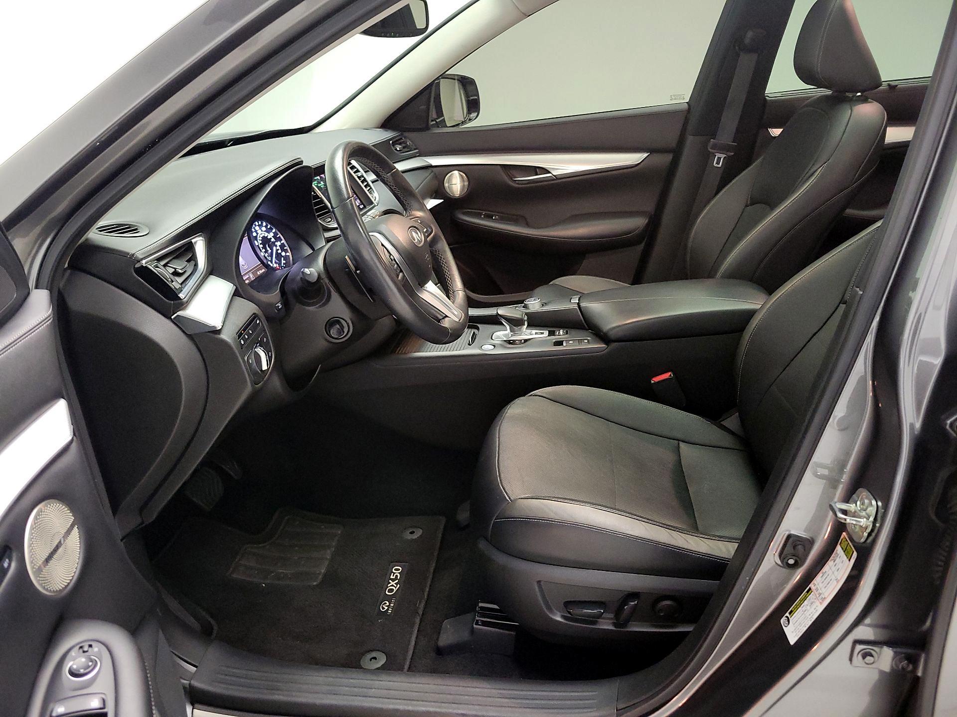 Thumbnail: 2021 INFINITI QX50 - 11