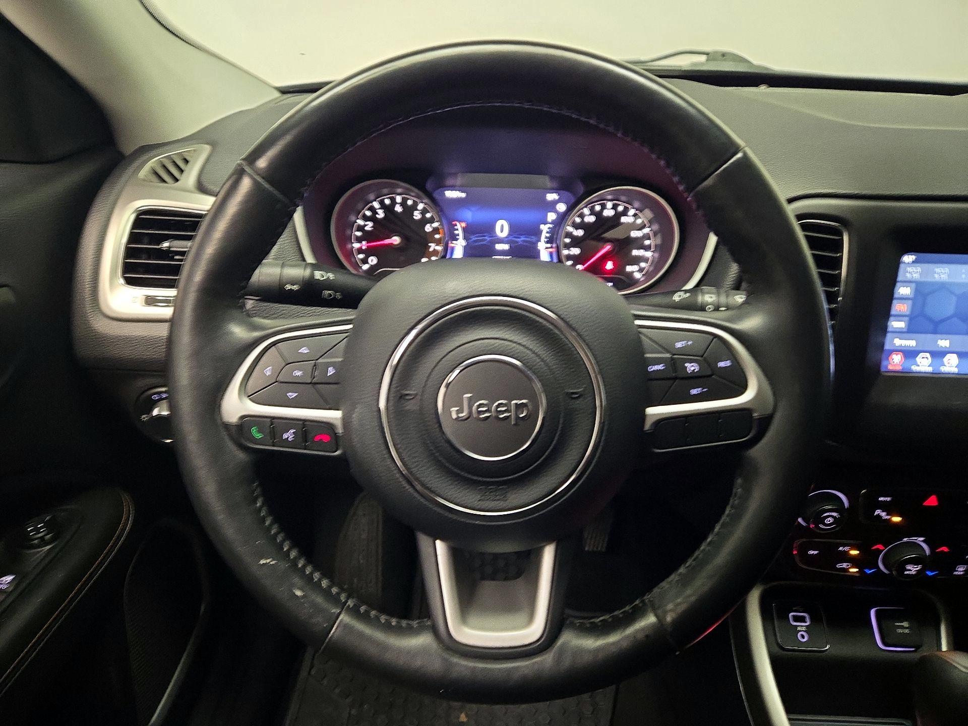 Thumbnail: 2018 Jeep Compass - 10