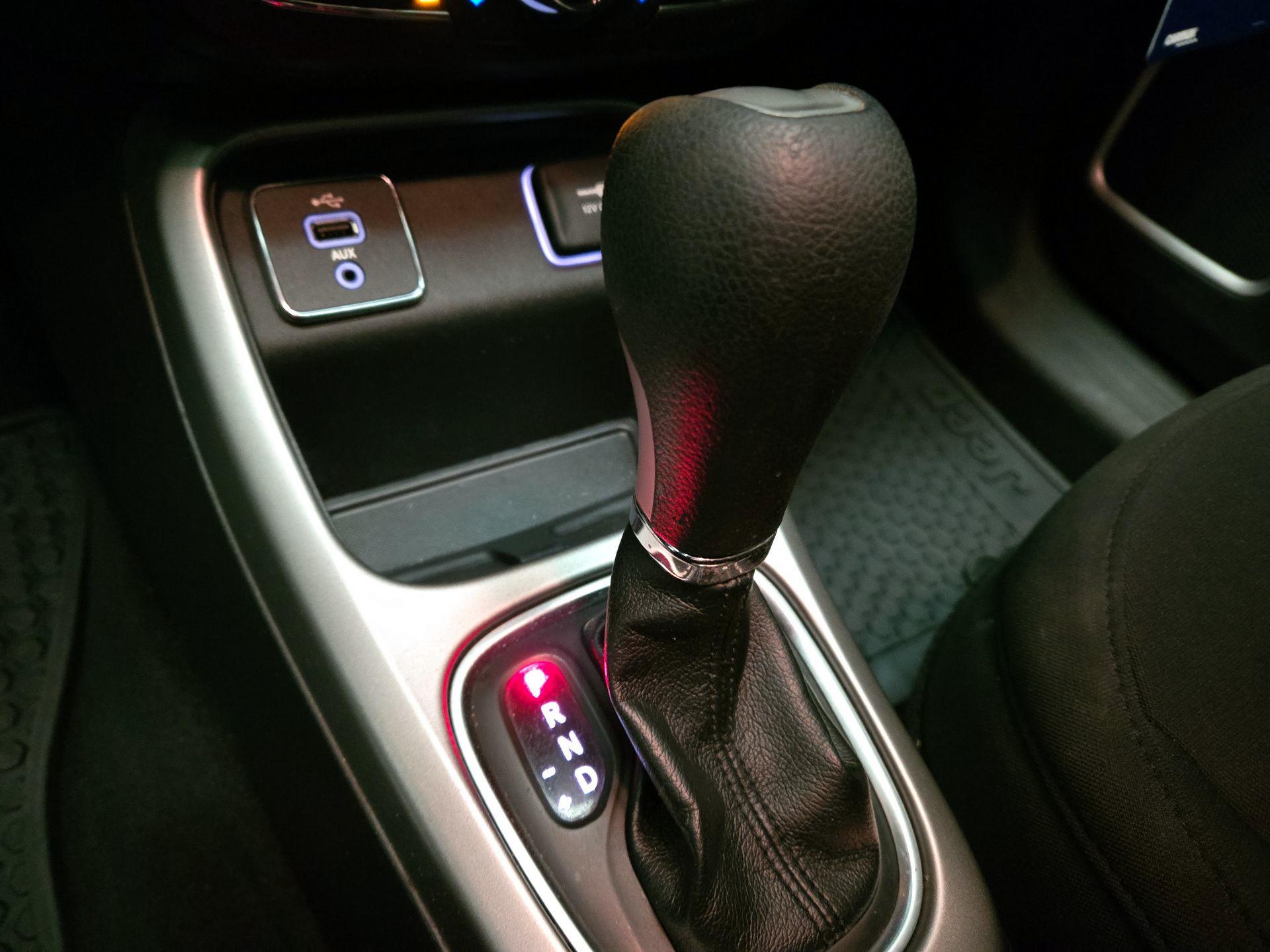 Thumbnail: 2018 Jeep Compass - 17