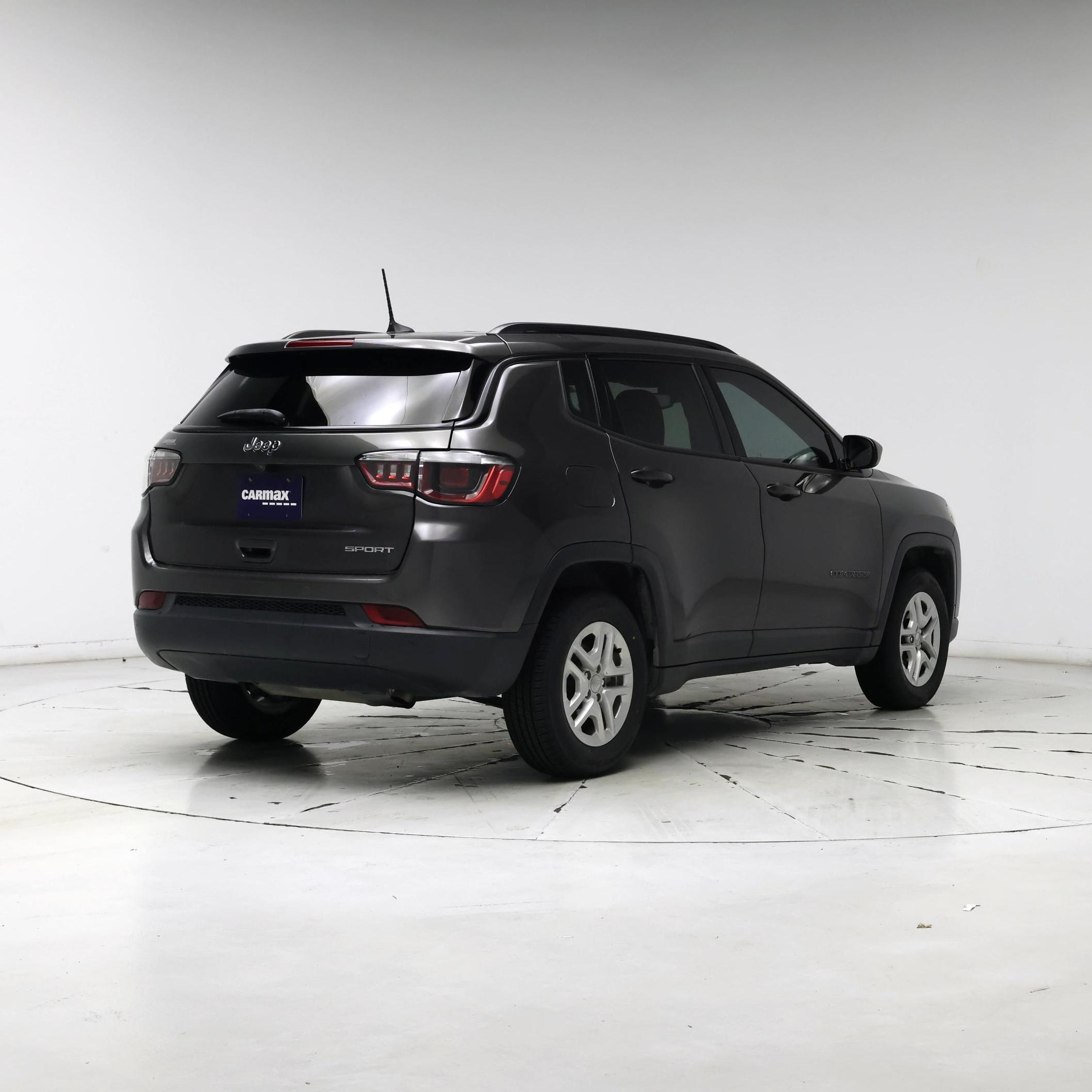 Thumbnail: 2018 Jeep Compass - 8