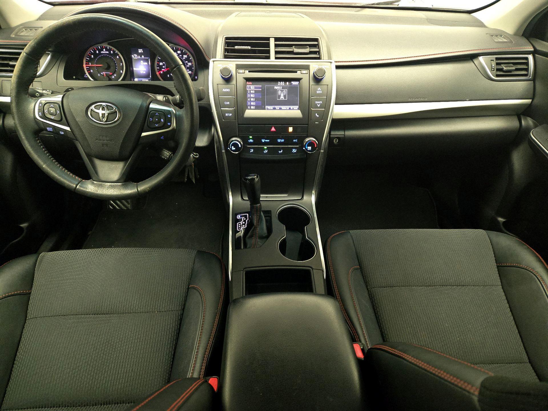 Thumbnail: 2017 Toyota Camry - 9