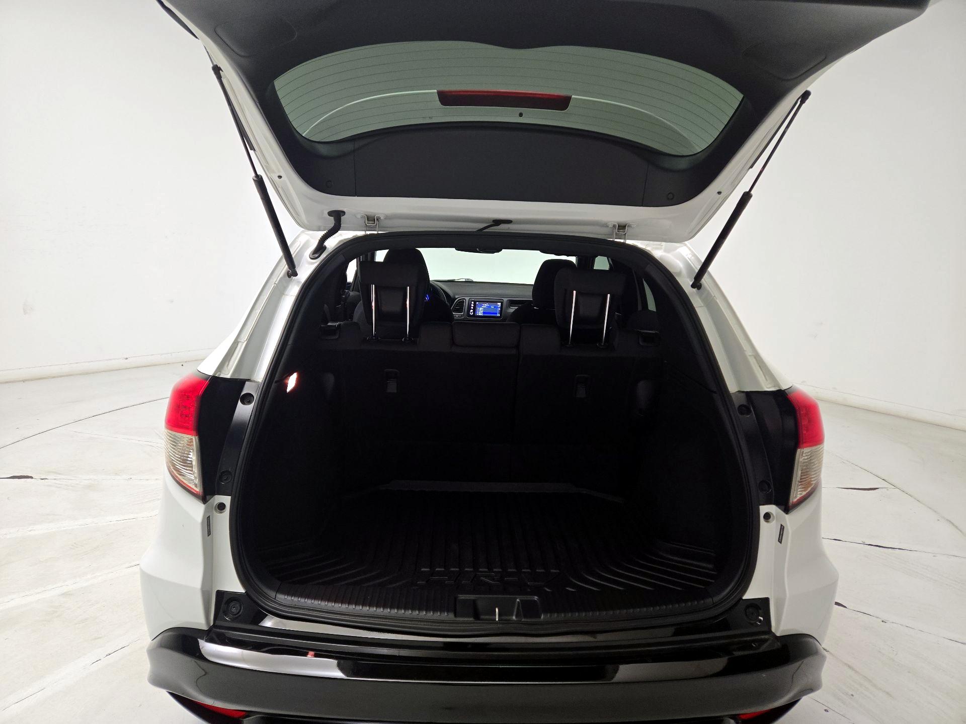 Thumbnail: 2019 Honda HR-V - 20