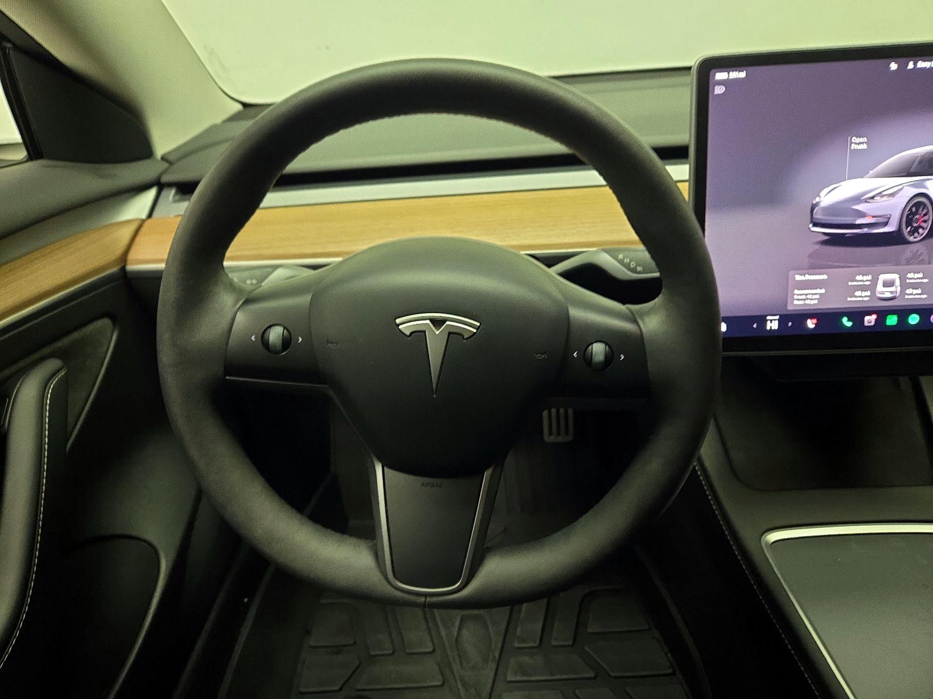 Thumbnail: 2022 Tesla Model 3 - 10