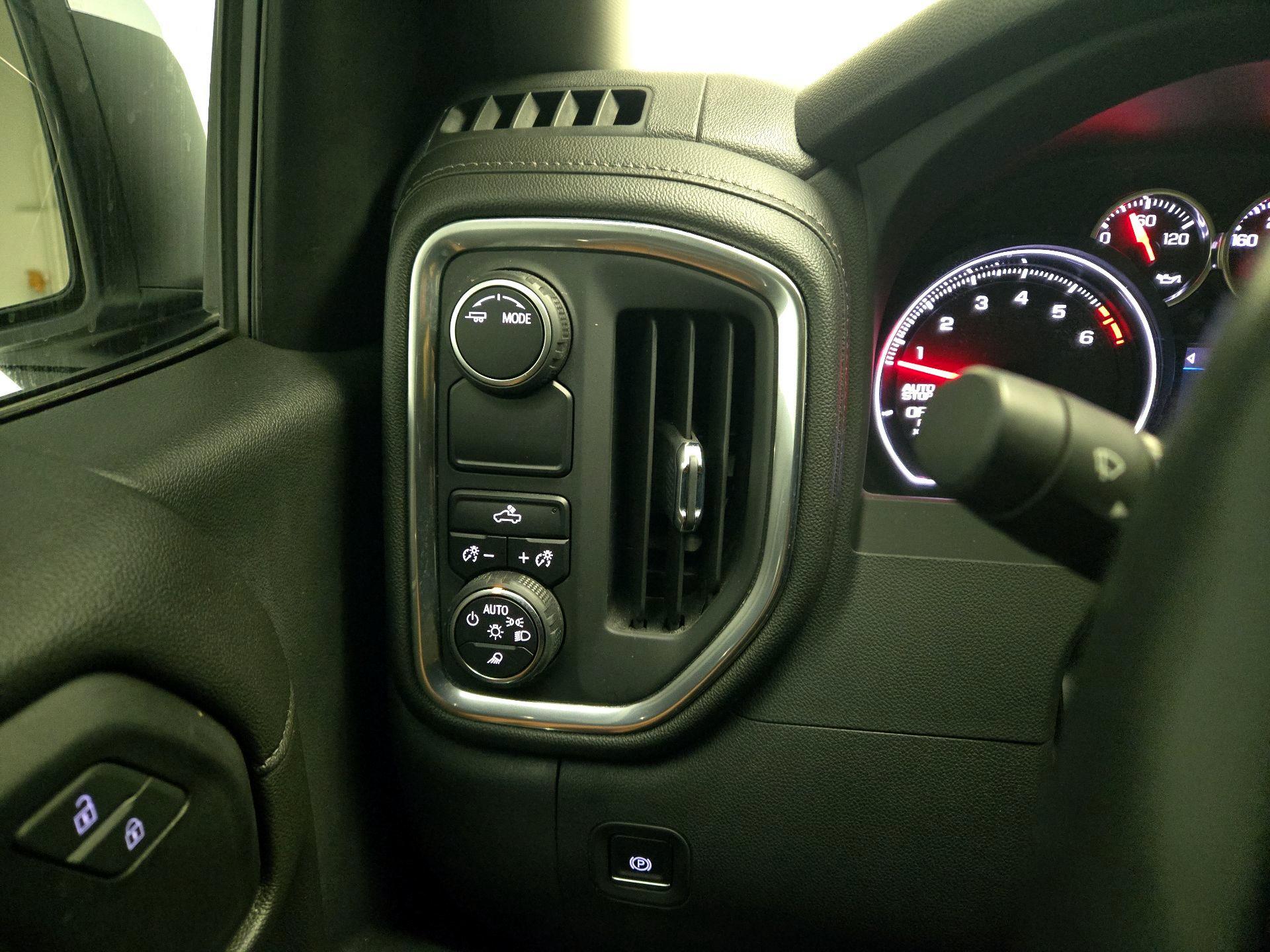 Thumbnail: 2022 Chevrolet Silverado 1500 - 13