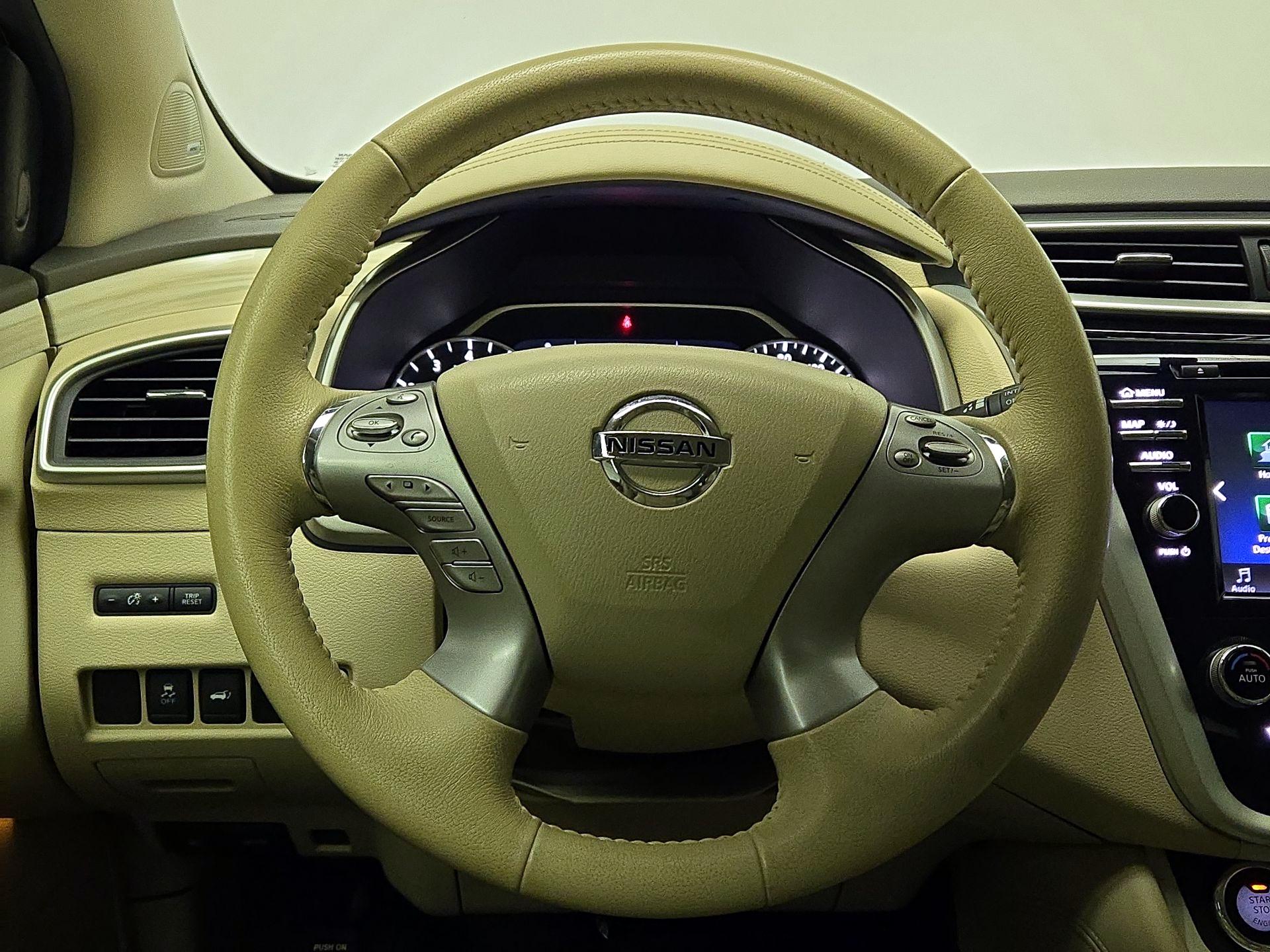 Thumbnail: 2017 Nissan Murano - 10