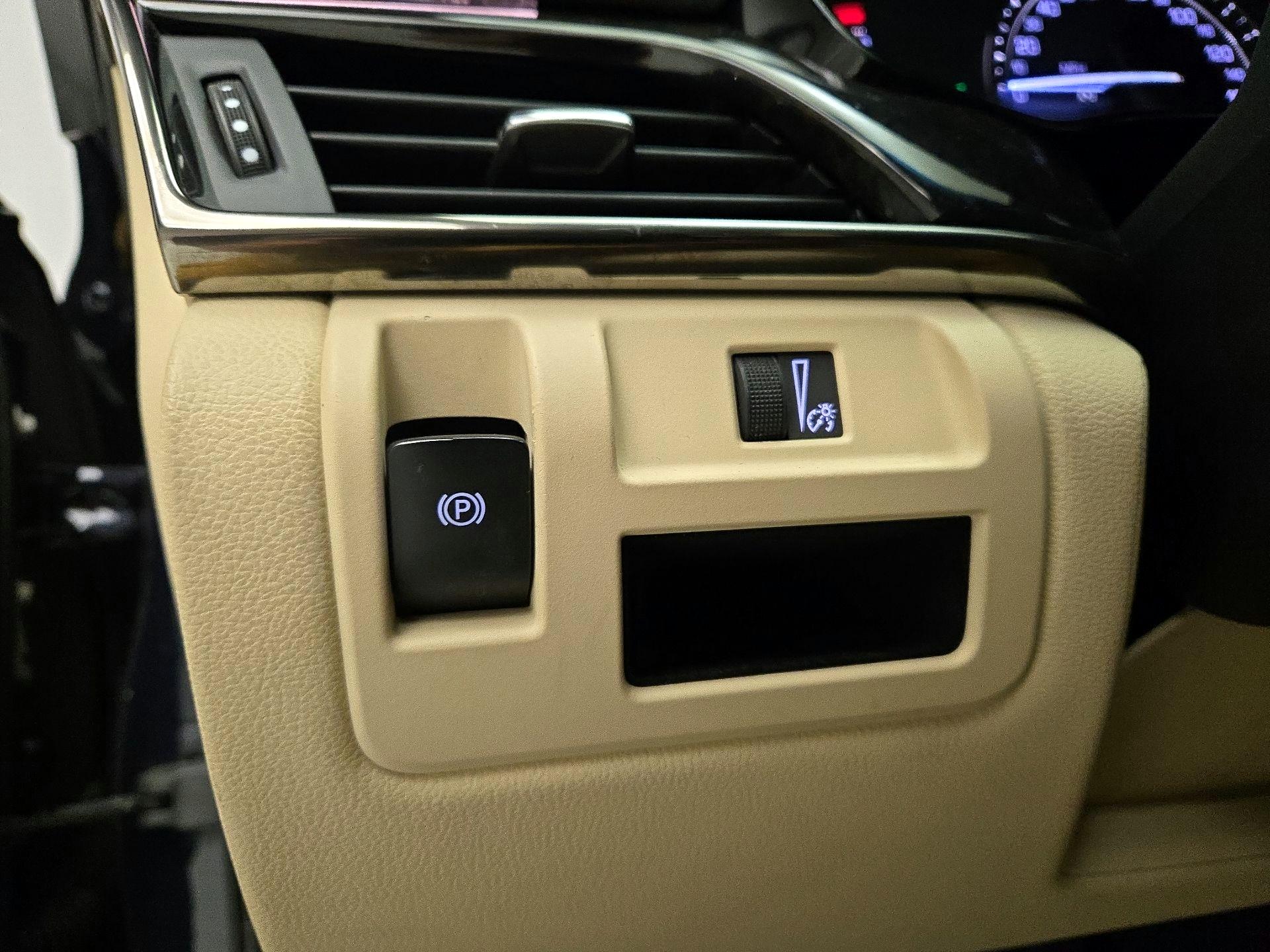 Thumbnail: 2017 Cadillac CTS - 13