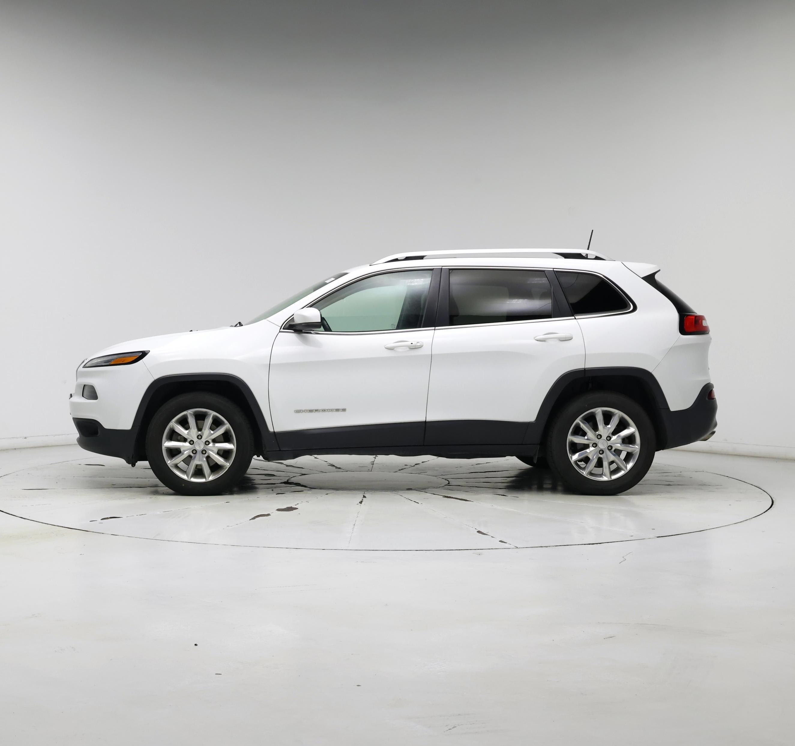 Thumbnail: 2017 Jeep Cherokee - 3