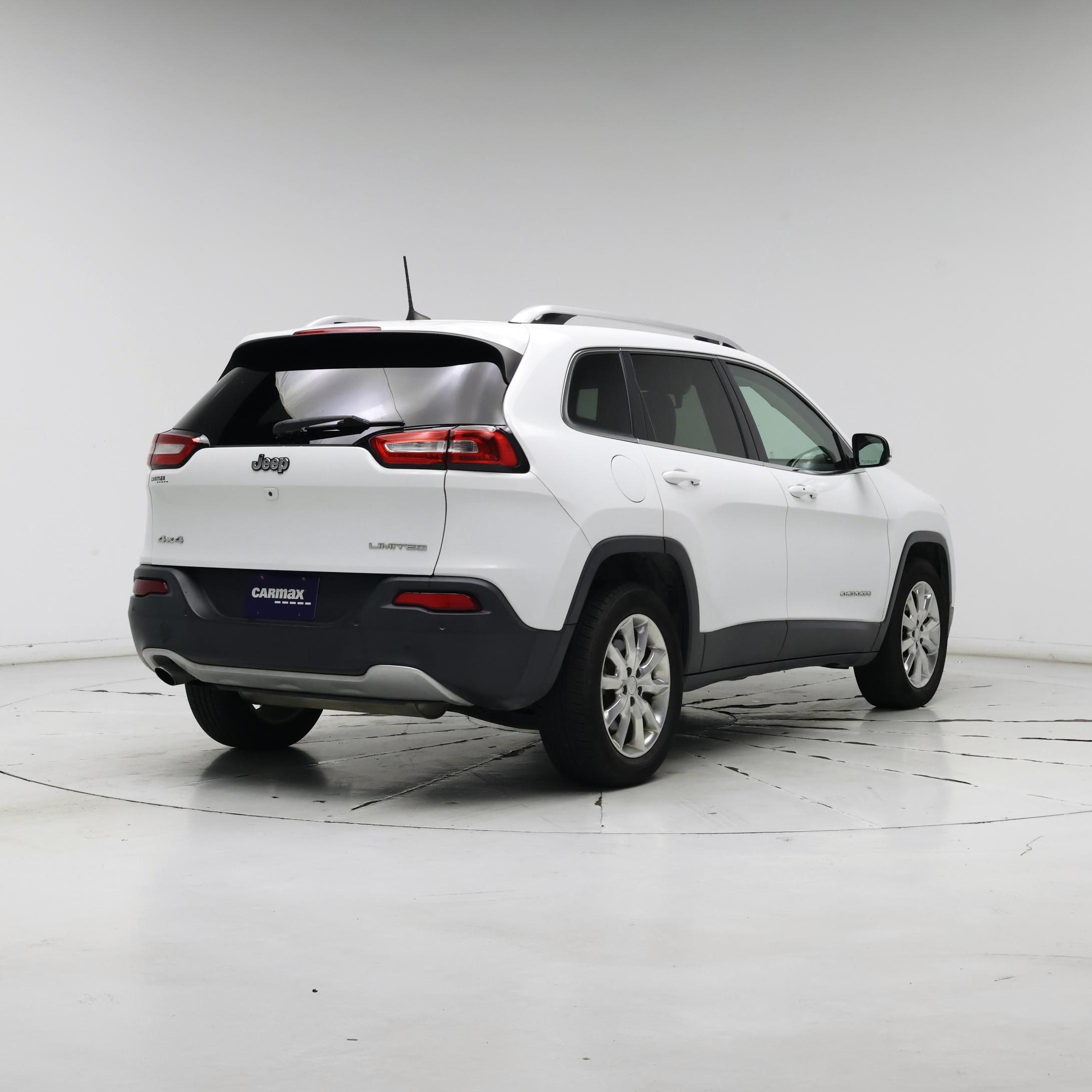 Thumbnail: 2017 Jeep Cherokee - 8