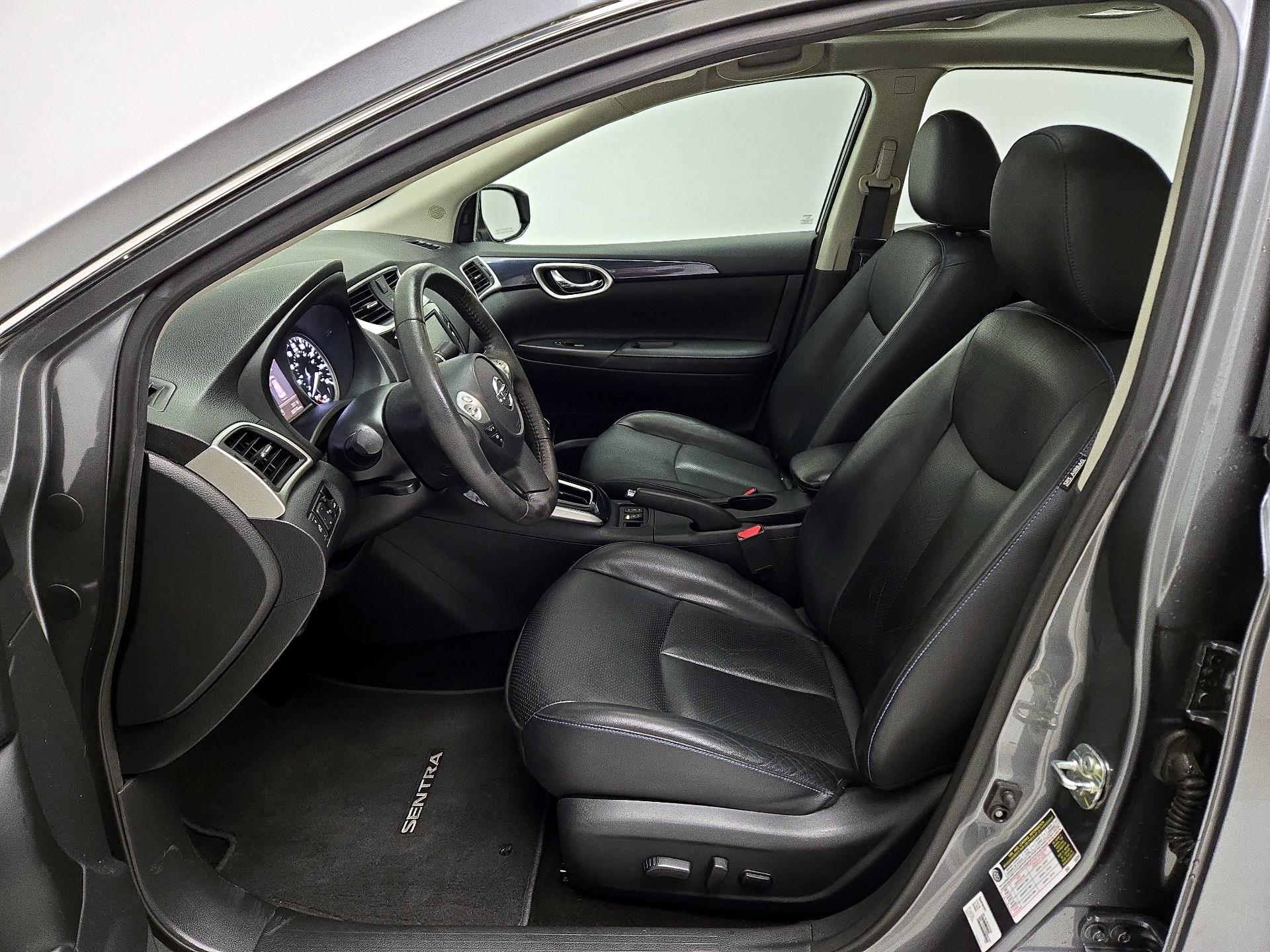 Thumbnail: 2019 Nissan Sentra - 11