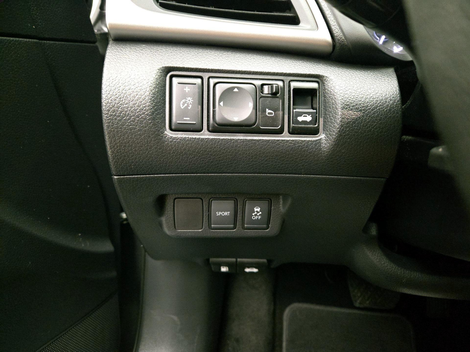 Thumbnail: 2019 Nissan Sentra - 13