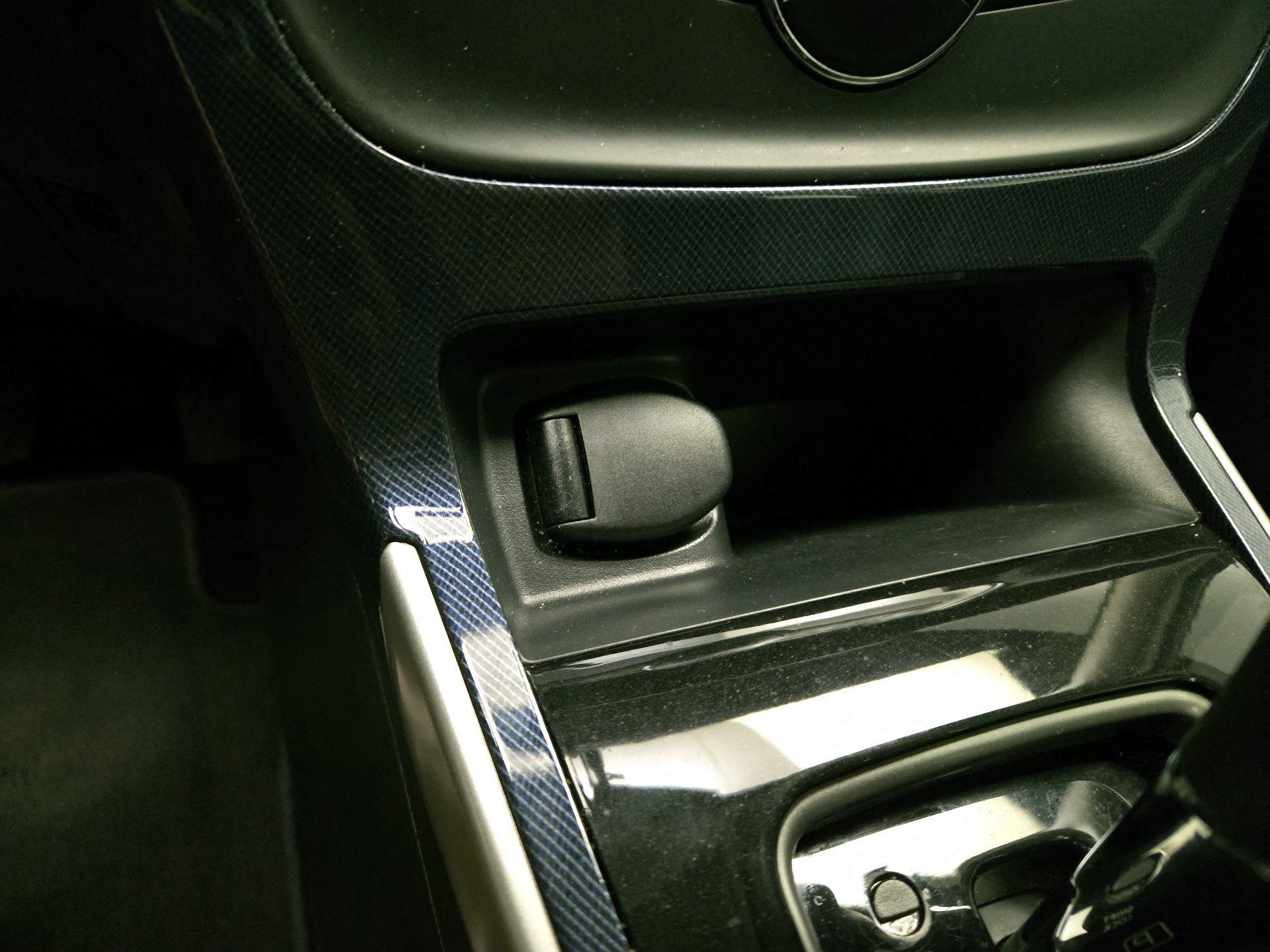 Thumbnail: 2019 Nissan Sentra - 18