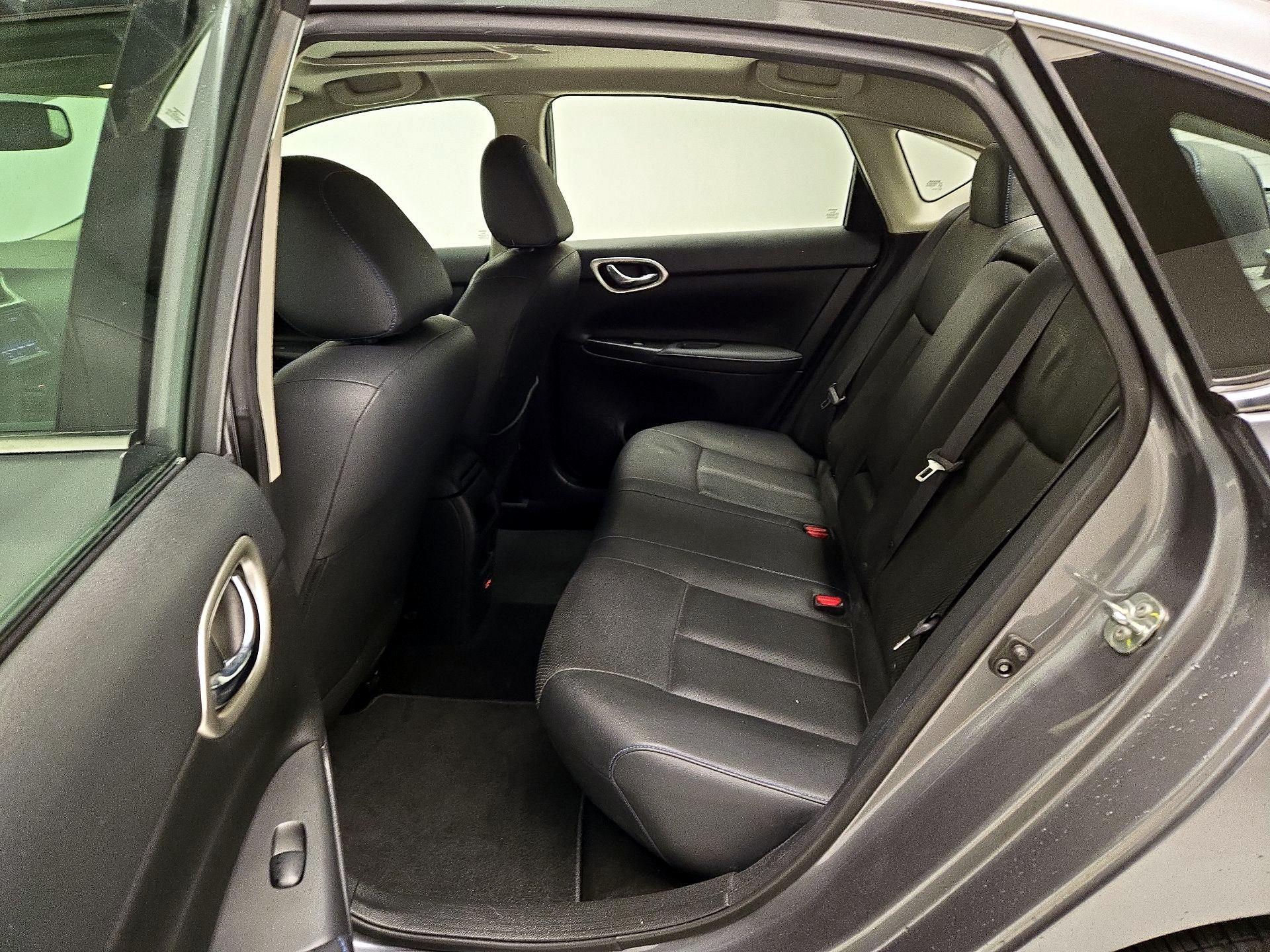 Thumbnail: 2019 Nissan Sentra - 20