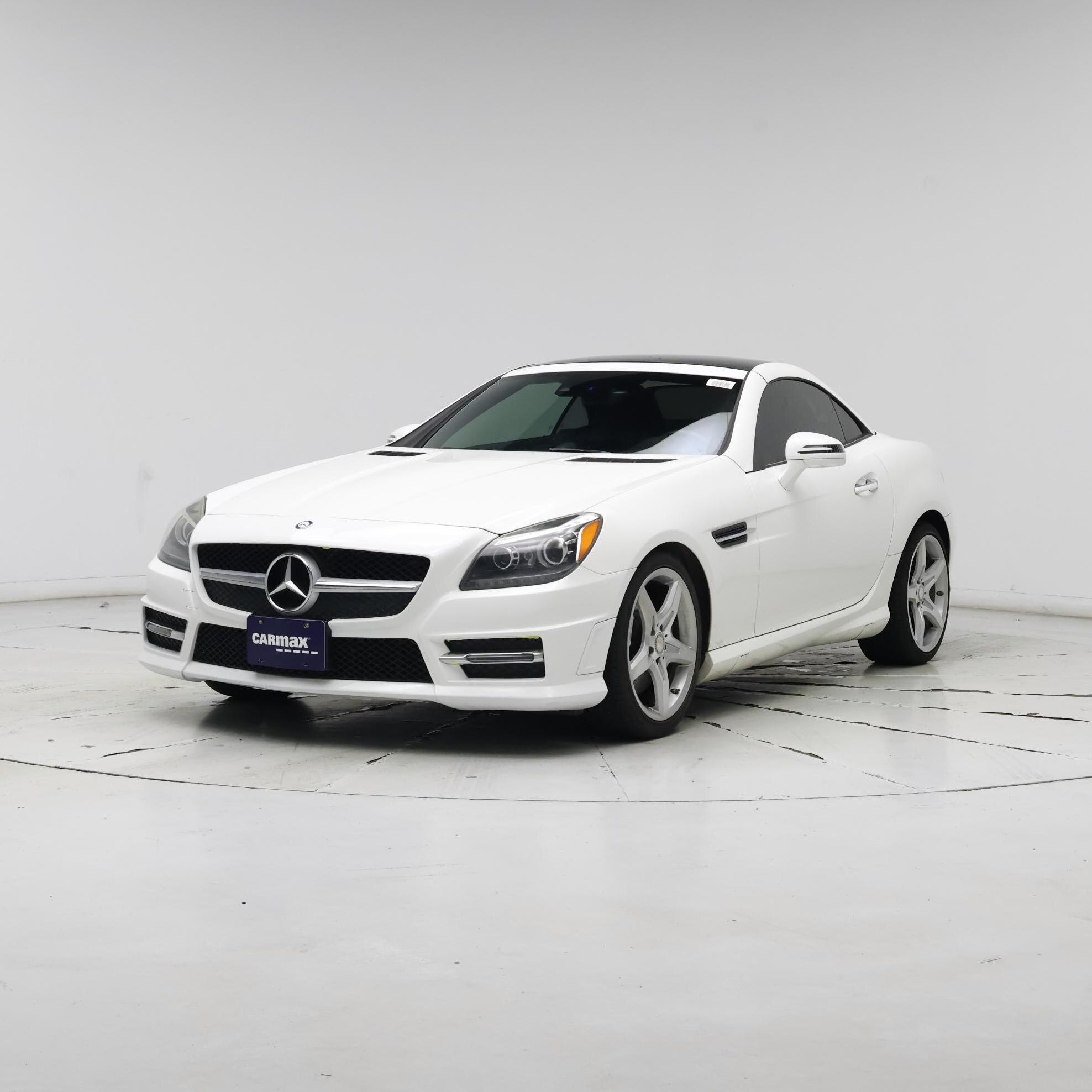 Thumbnail: 2016 Mercedes-Benz SLK - 4