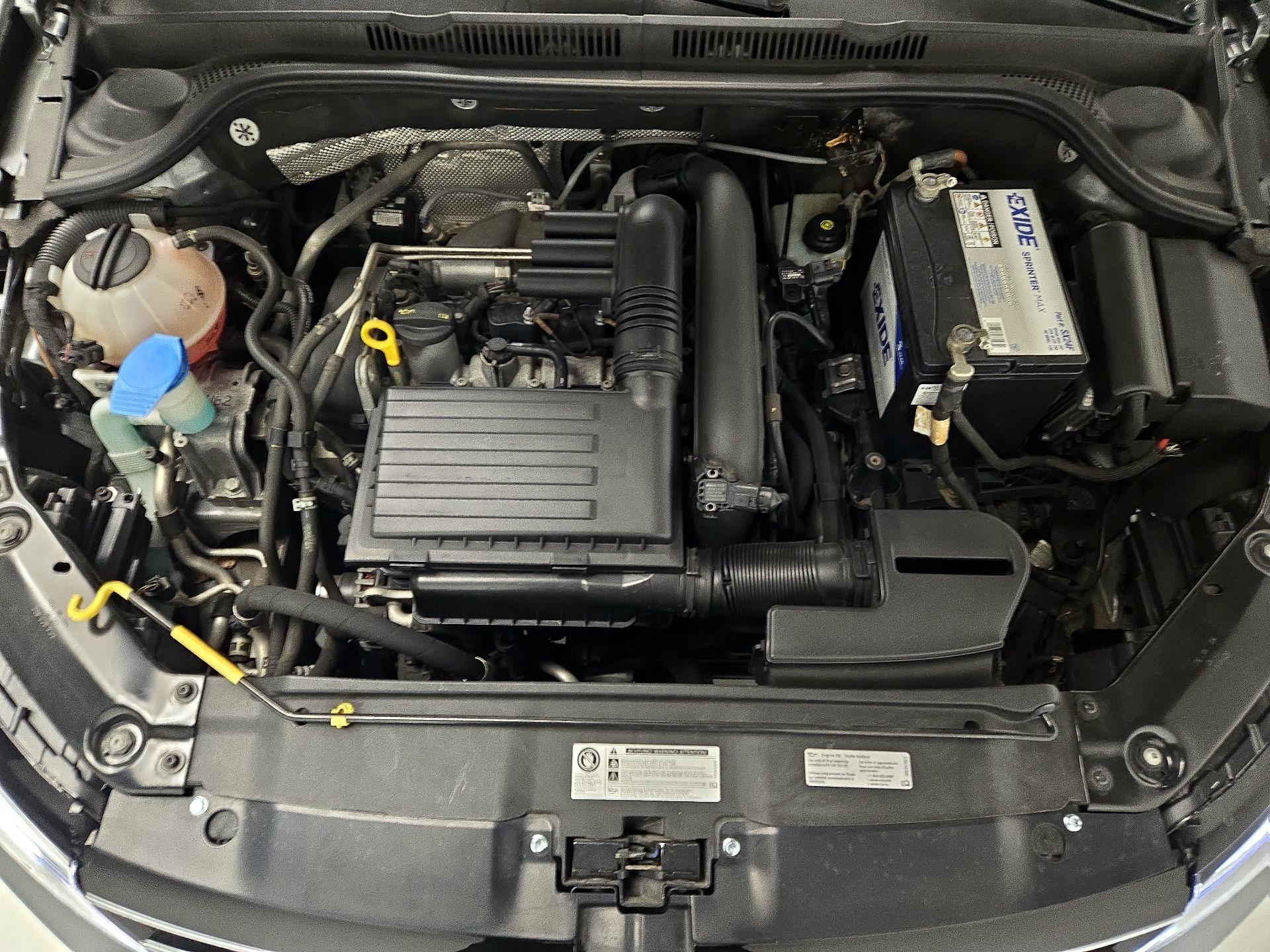 Thumbnail: 2017 Volkswagen Jetta - 19