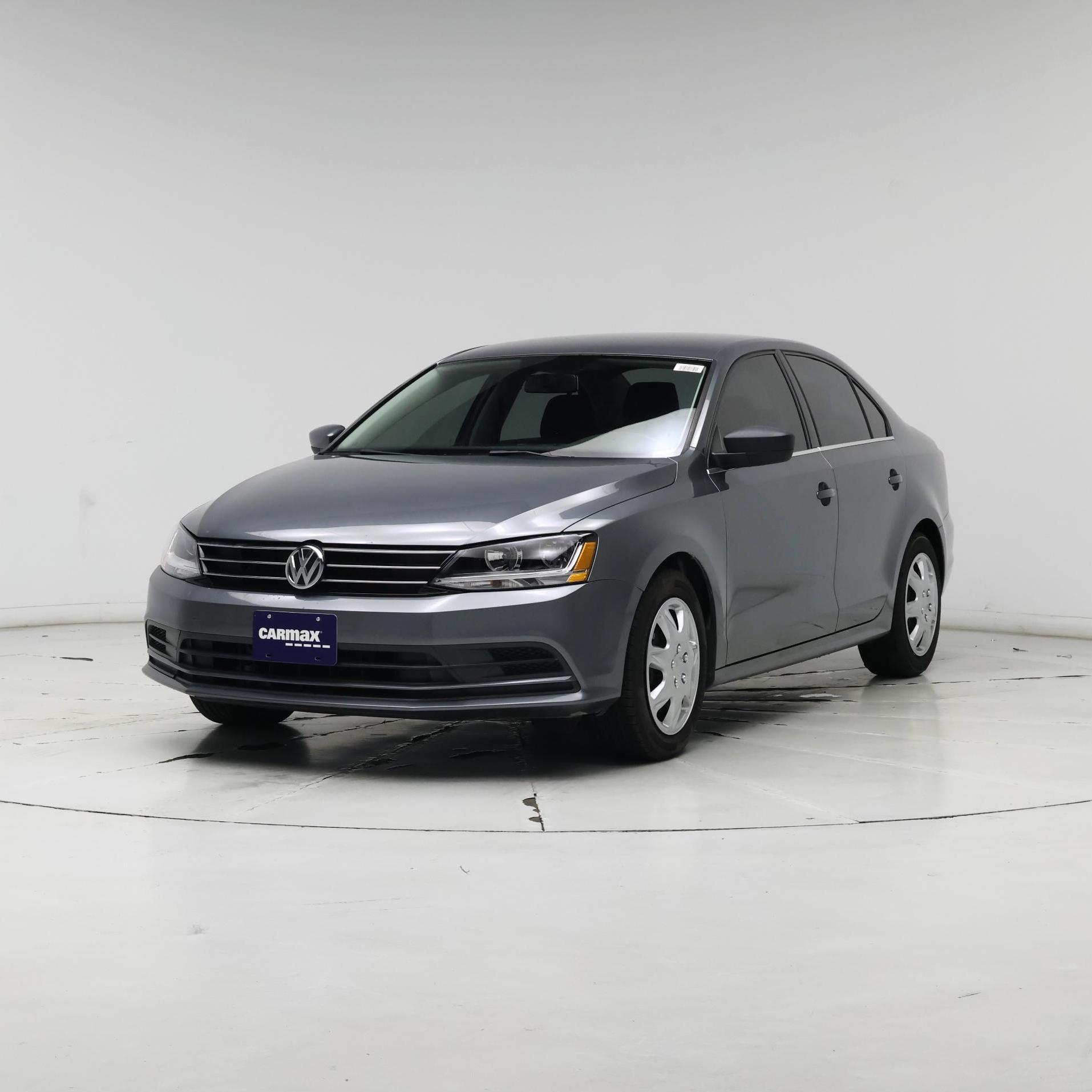 Thumbnail: 2017 Volkswagen Jetta - 4