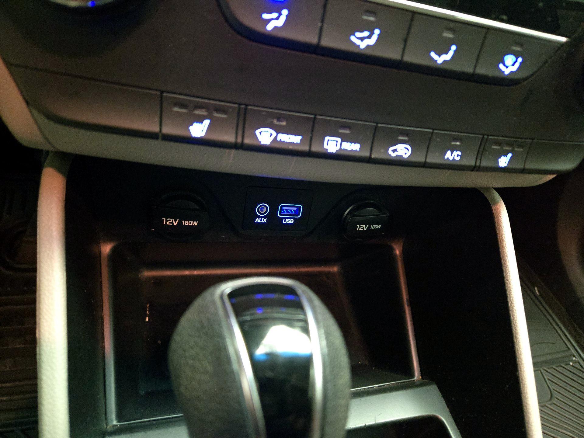 Thumbnail: 2018 Hyundai Tucson - 18