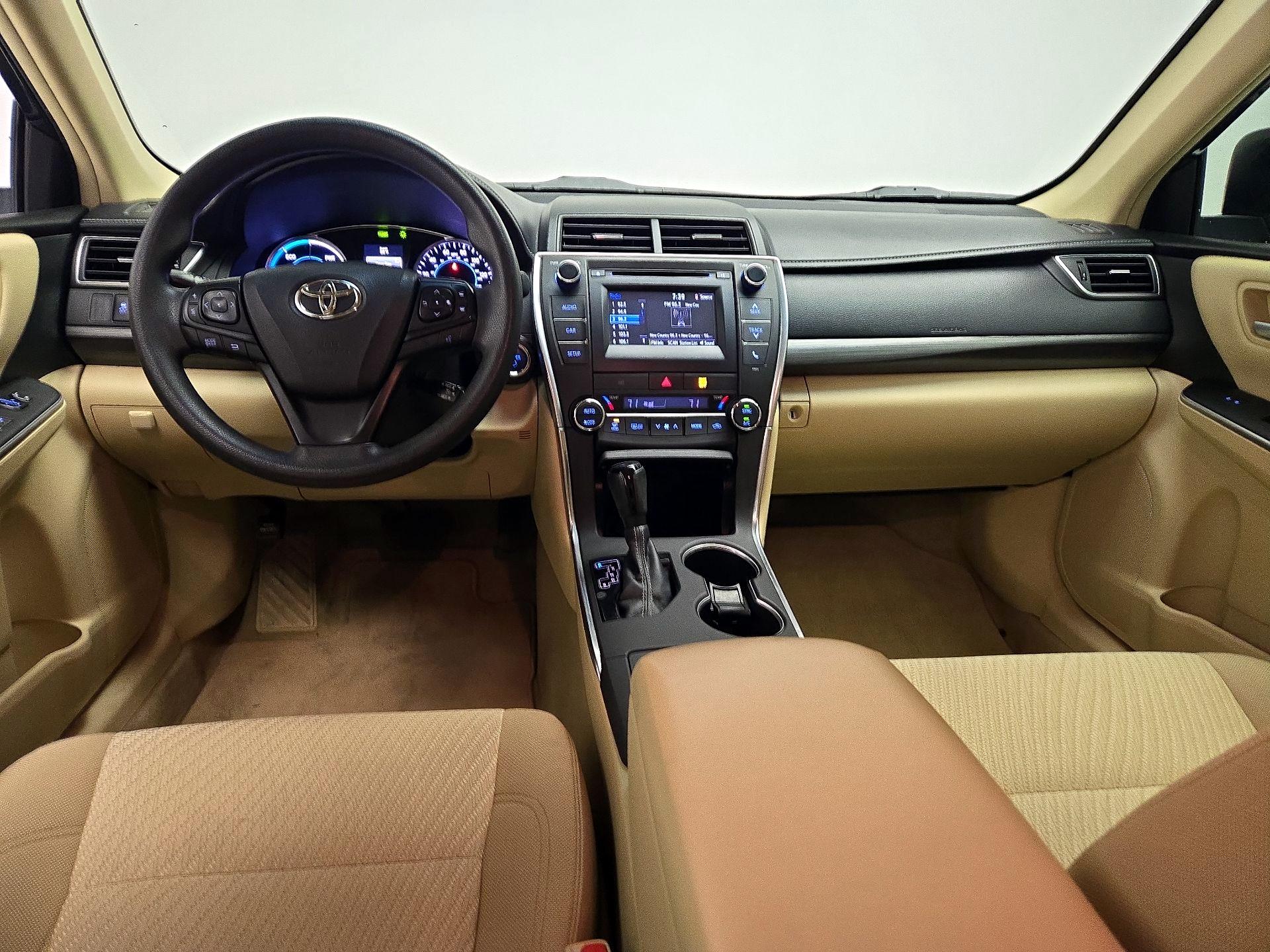 Thumbnail: 2016 Toyota Camry - 9