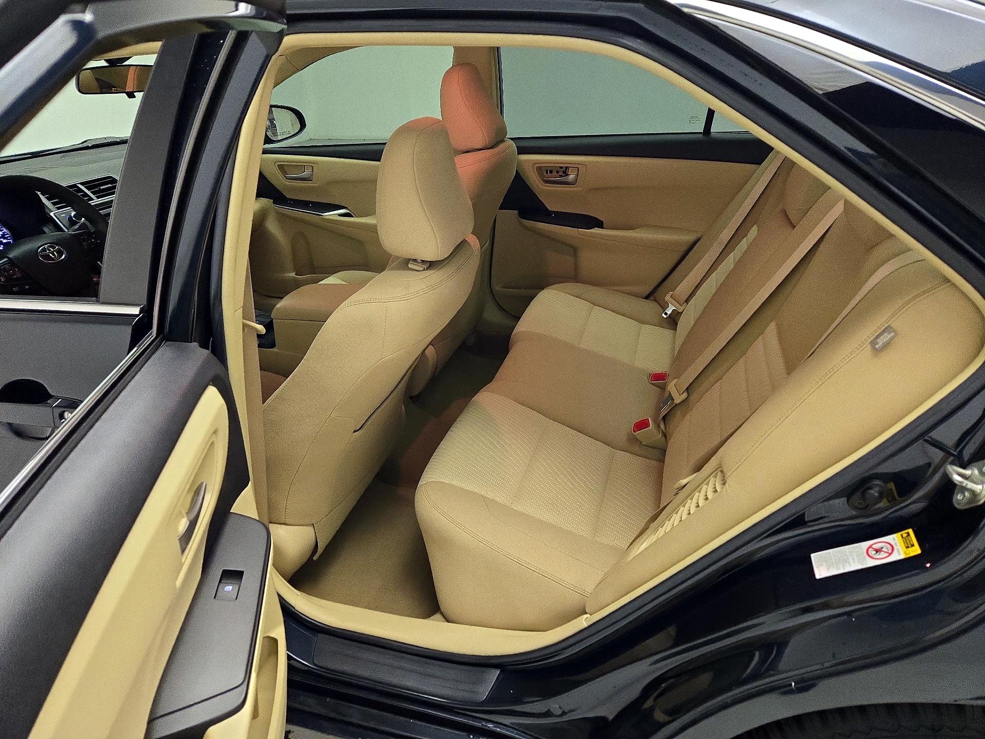 Thumbnail: 2016 Toyota Camry - 19