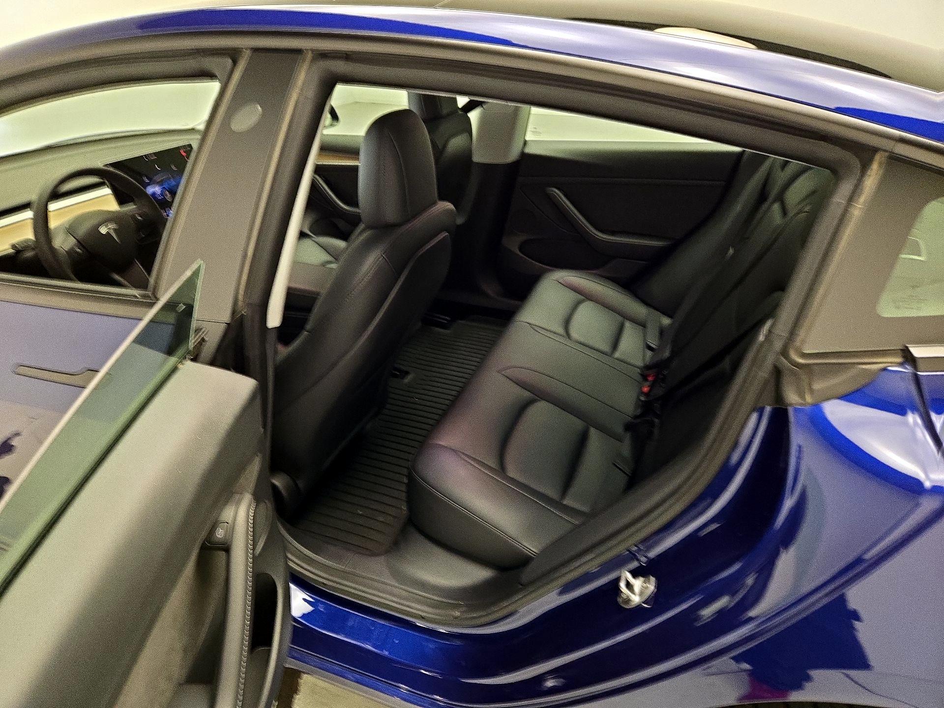 Thumbnail: 2022 Tesla Model 3 - 20