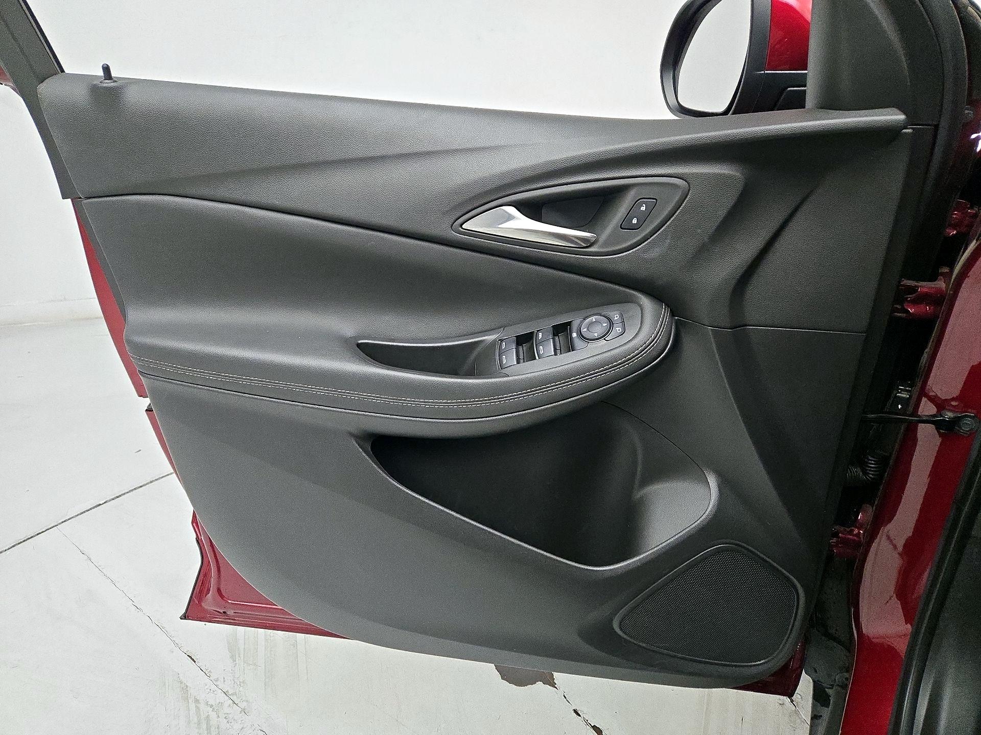 Thumbnail: 2023 Buick Encore GX - 12