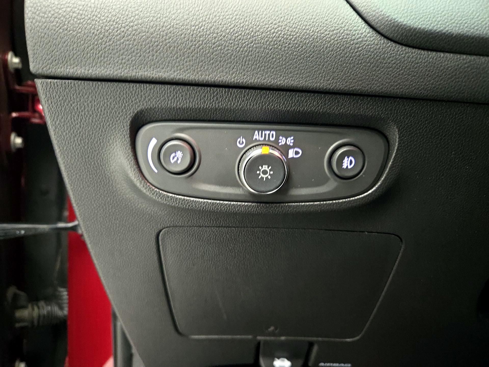 Thumbnail: 2023 Buick Encore GX - 13