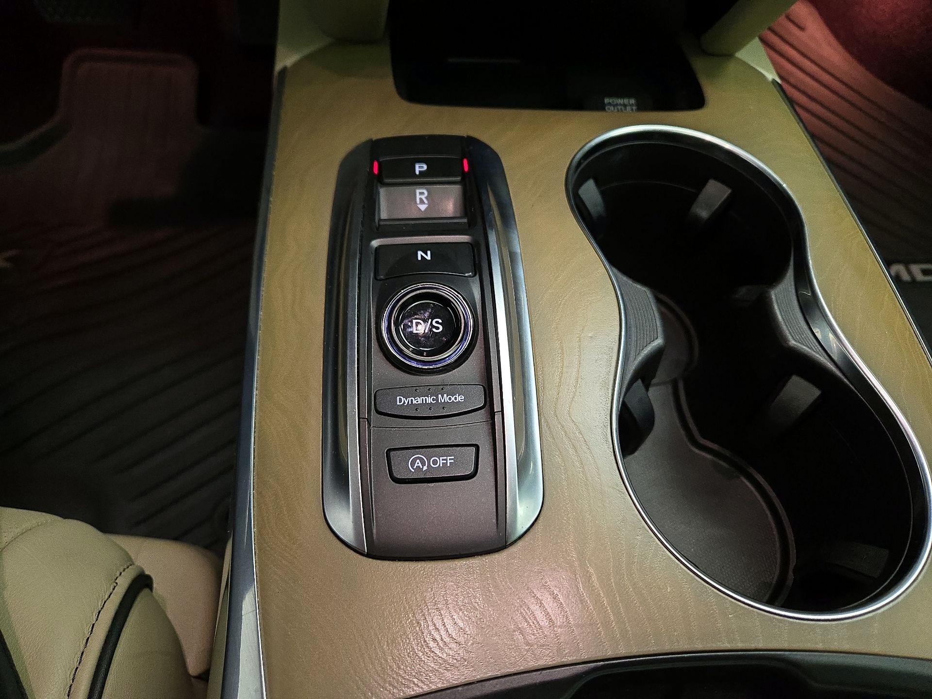 Thumbnail: 2020 Acura MDX - 16