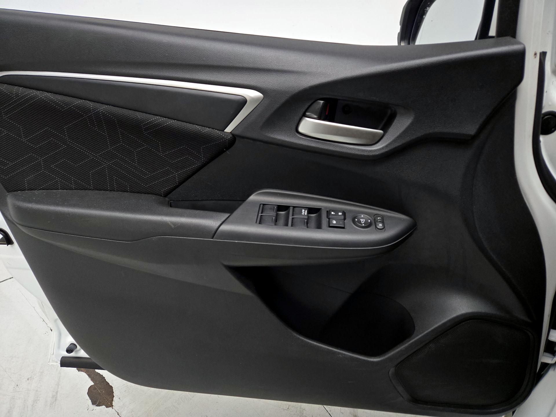 Thumbnail: 2016 Honda Fit - 12