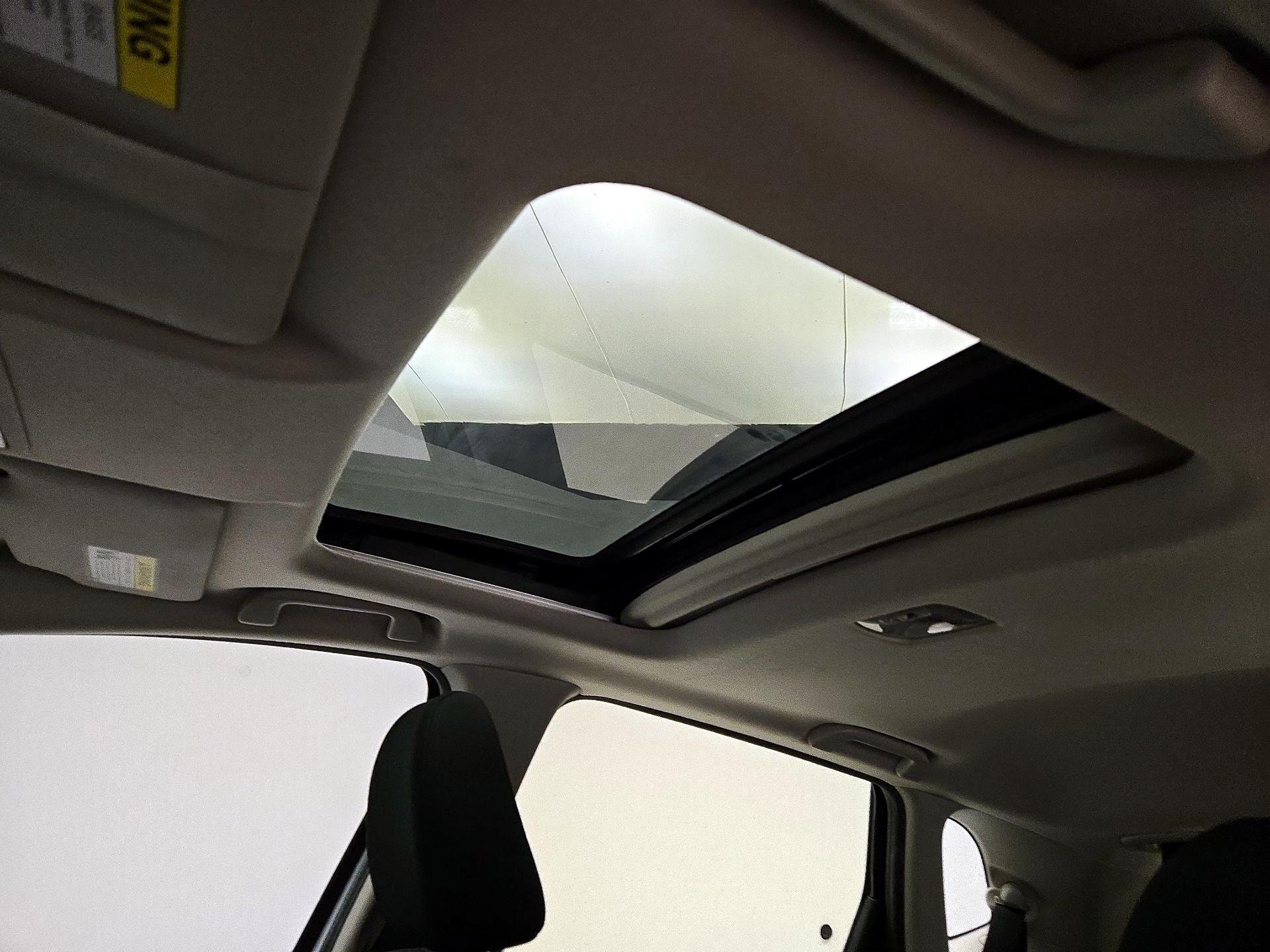 Thumbnail: 2016 Honda Fit - 19