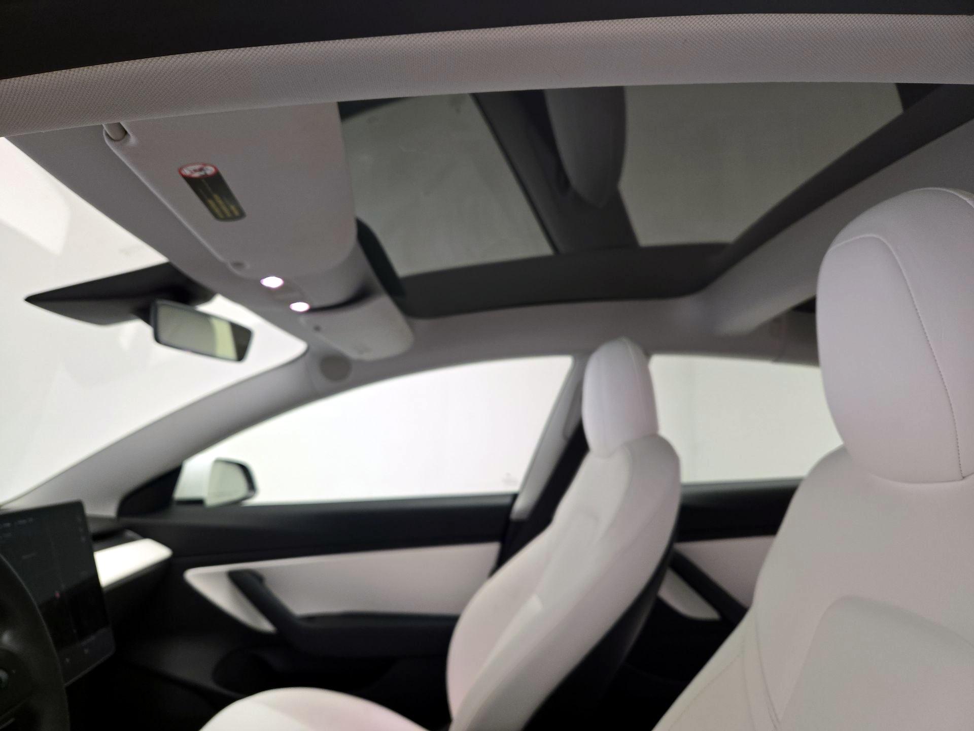 Thumbnail: 2021 Tesla Model 3 - 18