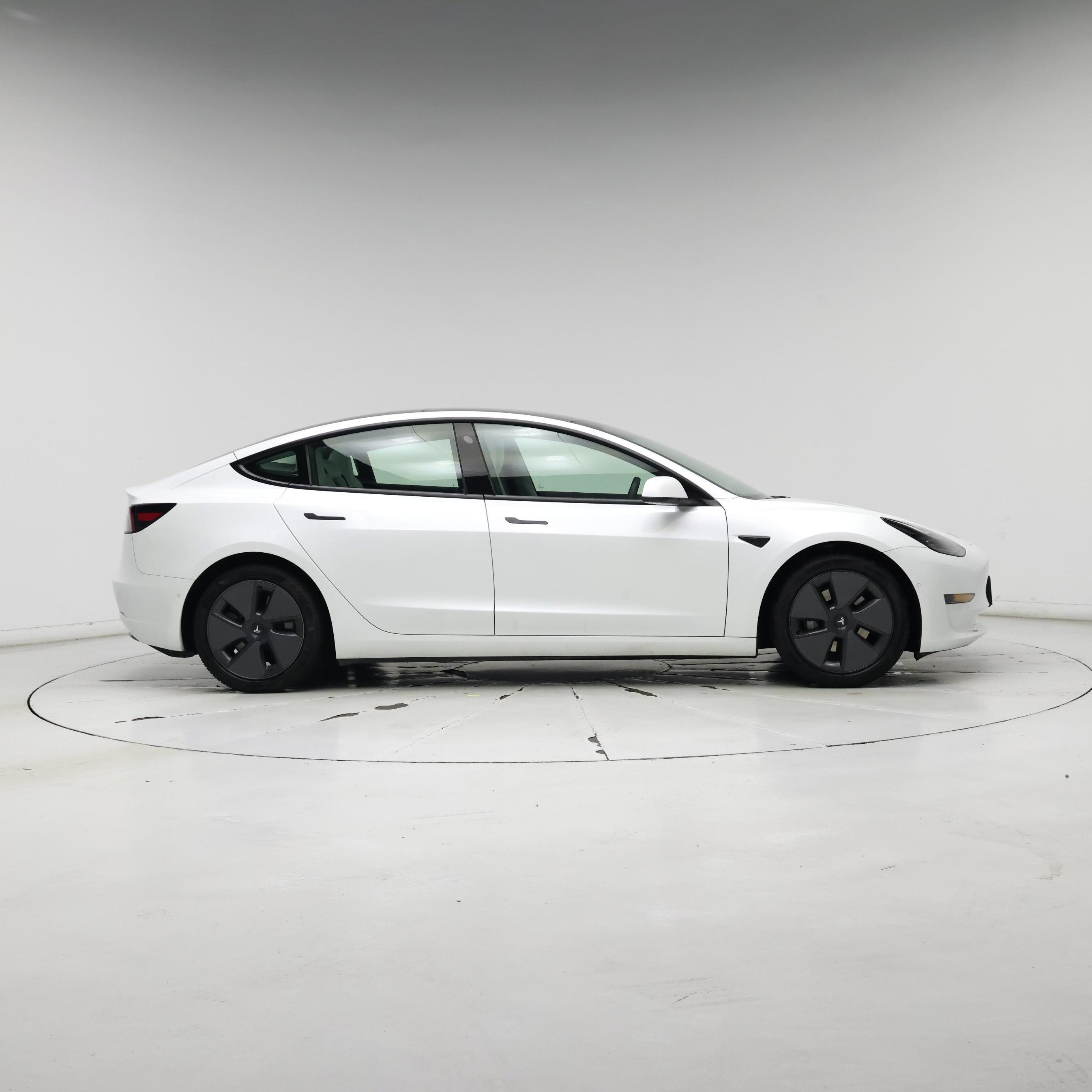 Thumbnail: 2021 Tesla Model 3 - 7