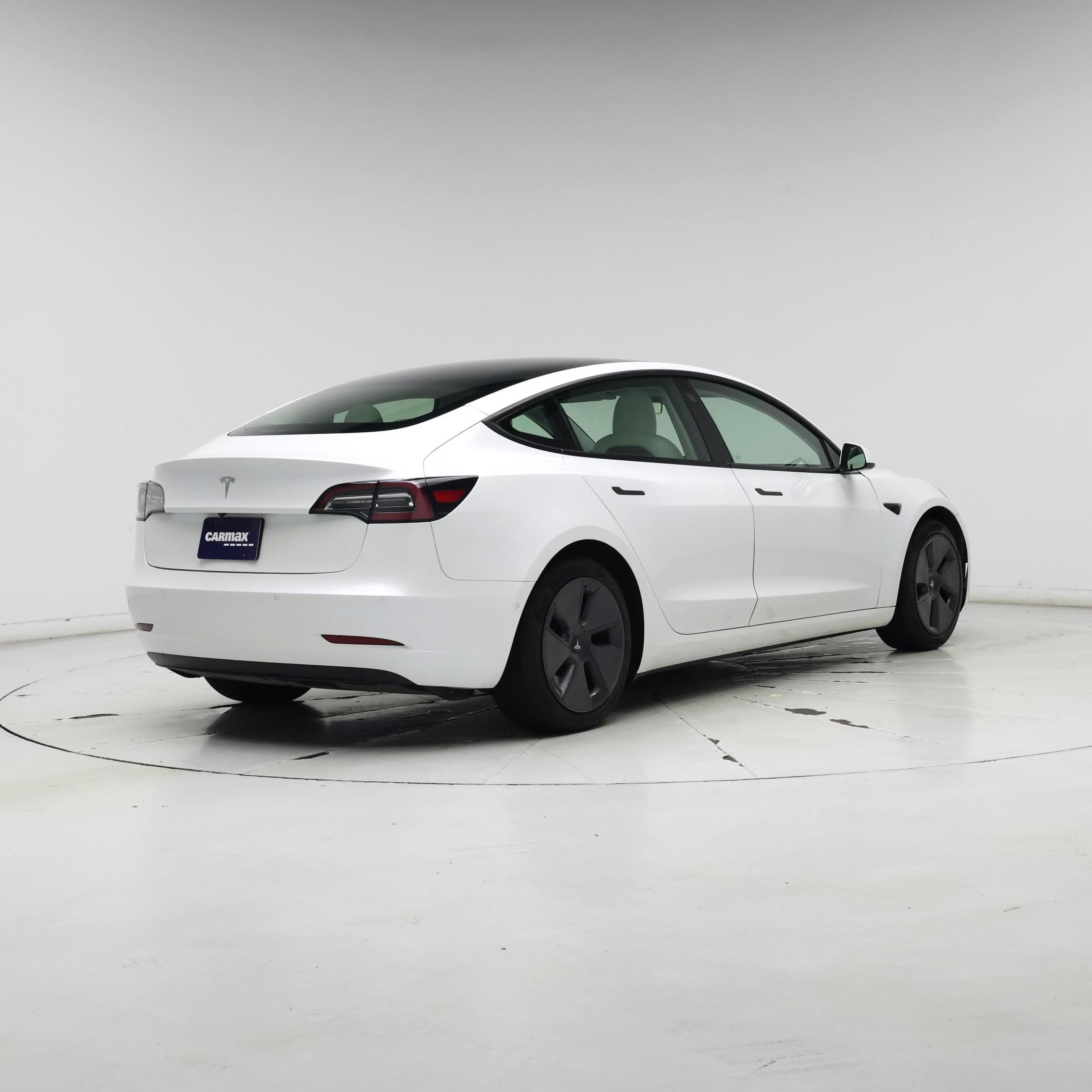 Thumbnail: 2021 Tesla Model 3 - 8