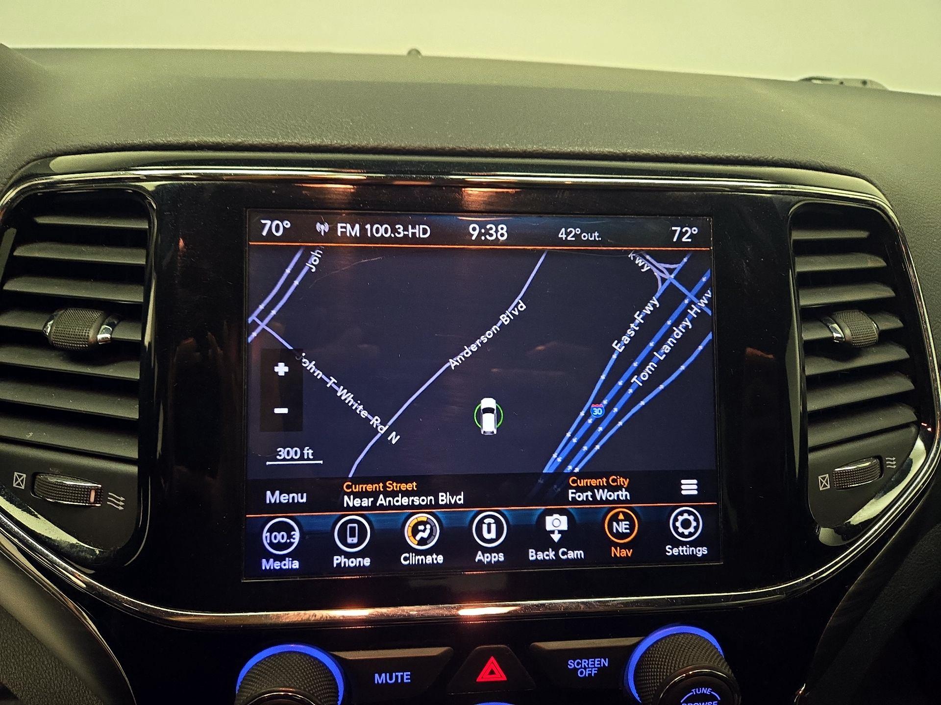 Thumbnail: 2020 Jeep Grand Cherokee - 14