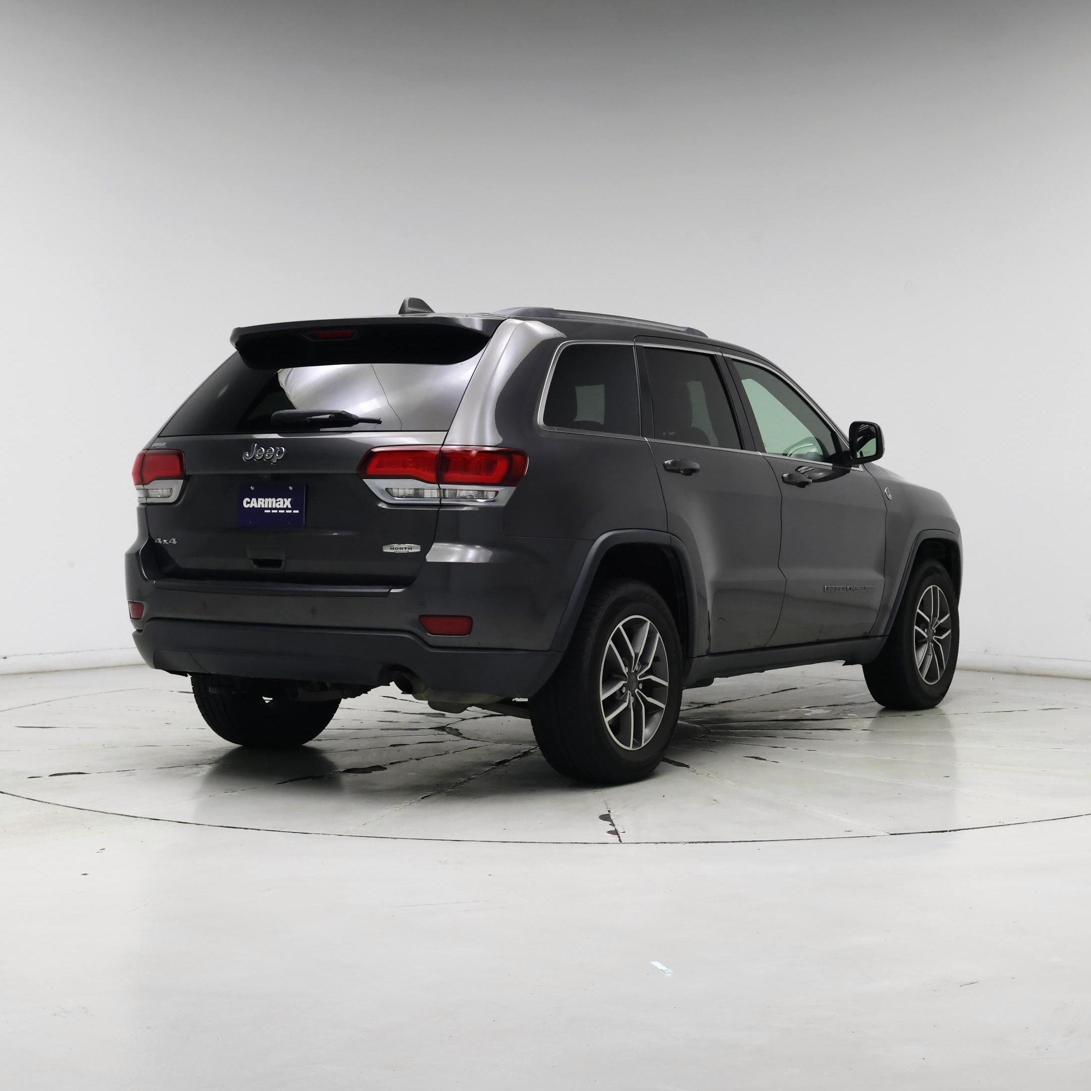 Thumbnail: 2020 Jeep Grand Cherokee - 8