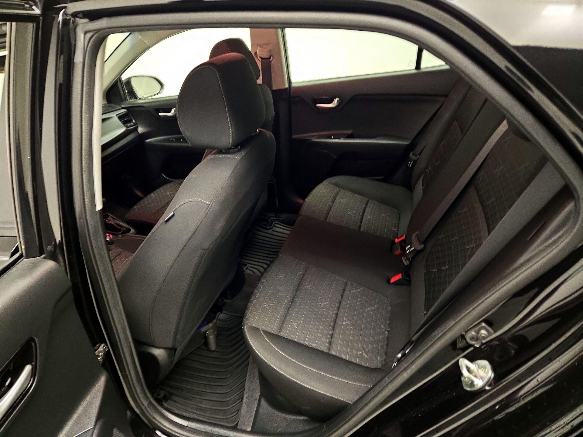 Thumbnail: 2019 Kia Rio5 - 18