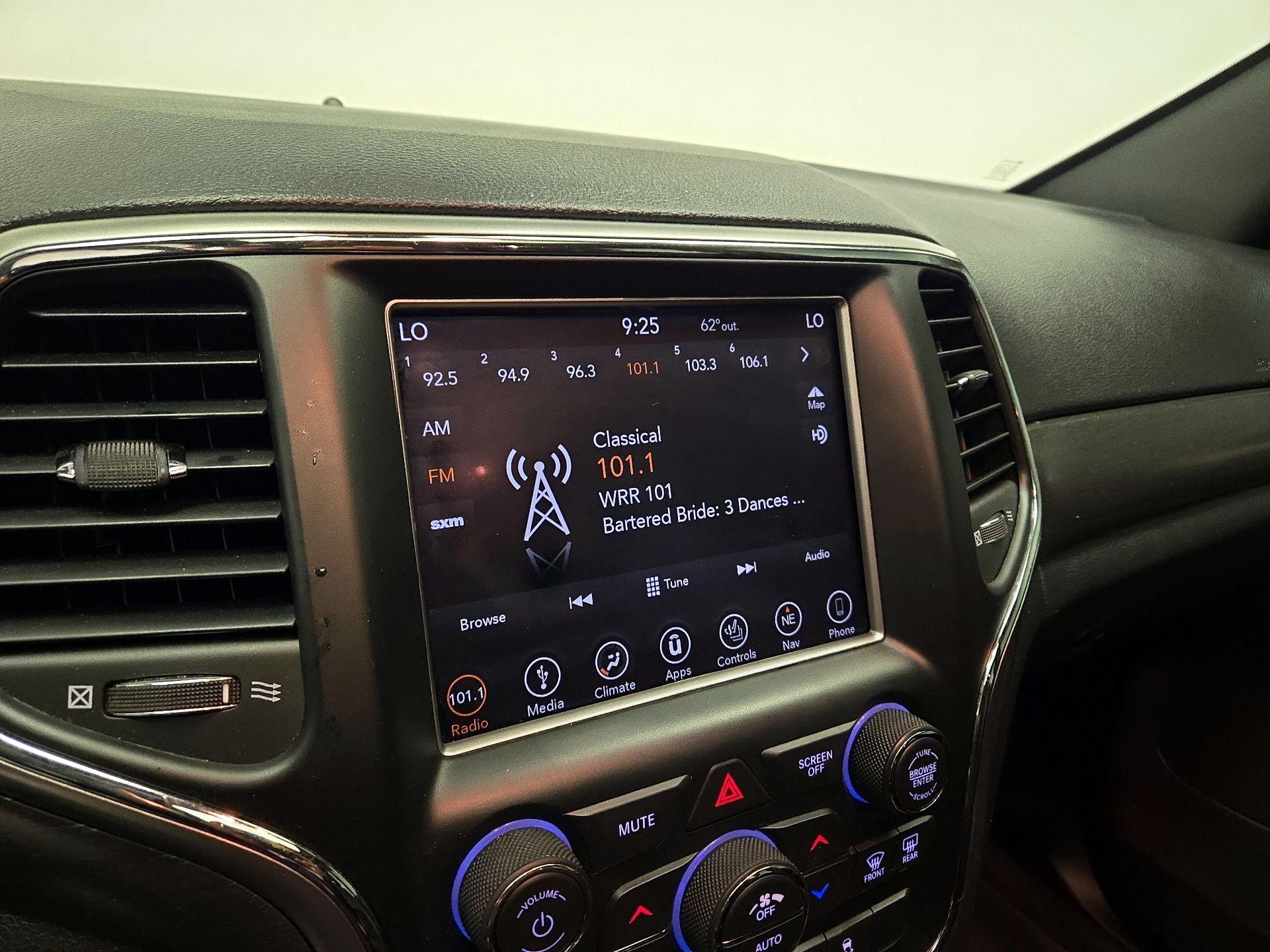 Thumbnail: 2018 Jeep Grand Cherokee - 16