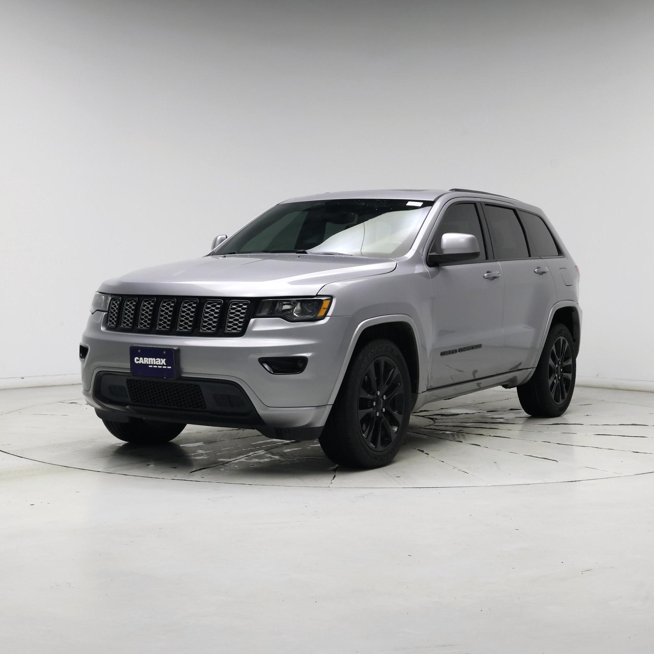 Thumbnail: 2018 Jeep Grand Cherokee - 4