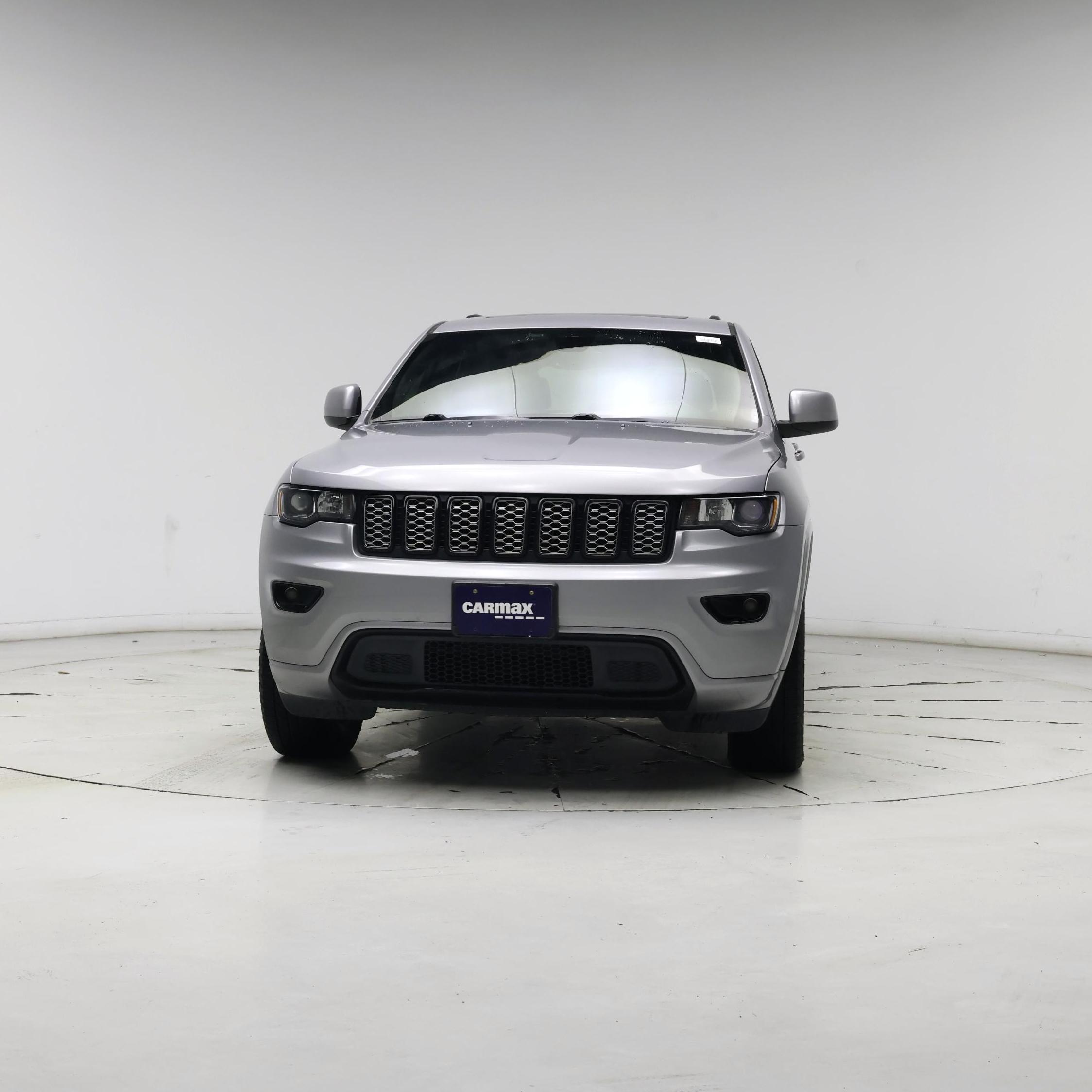 Thumbnail: 2018 Jeep Grand Cherokee - 5