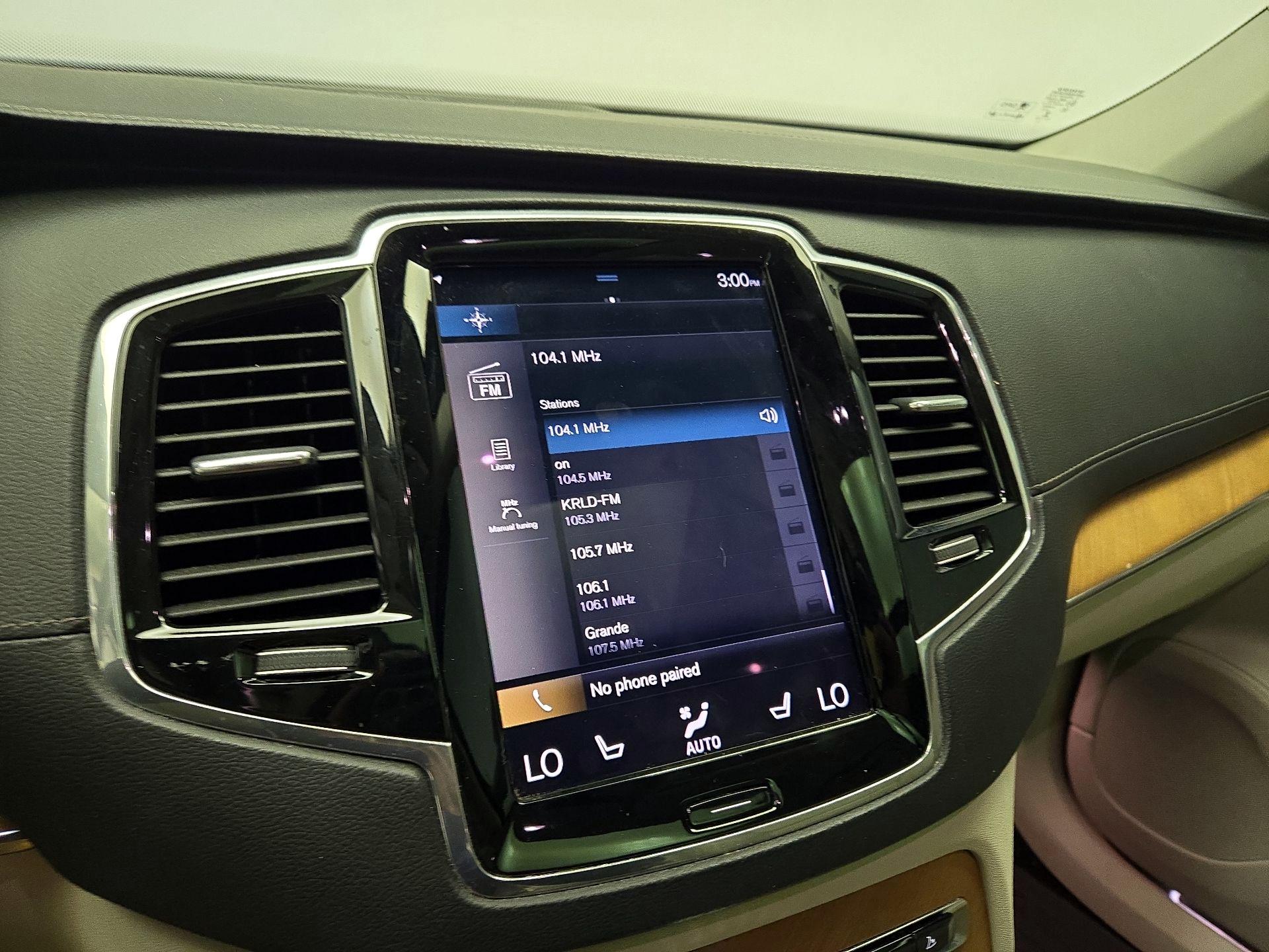 Thumbnail: 2020 Volvo XC90 - 16