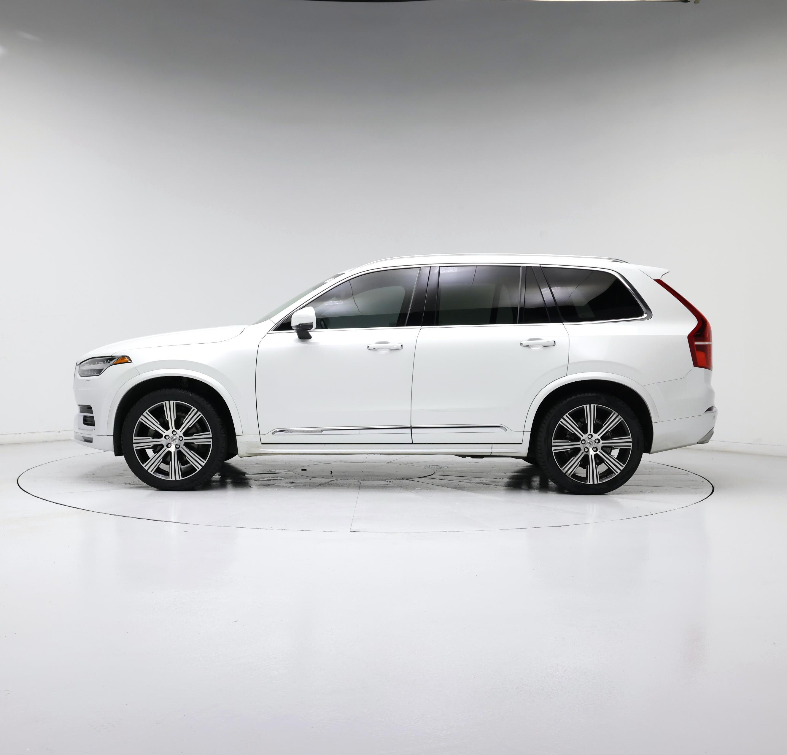 Thumbnail: 2020 Volvo XC90 - 3