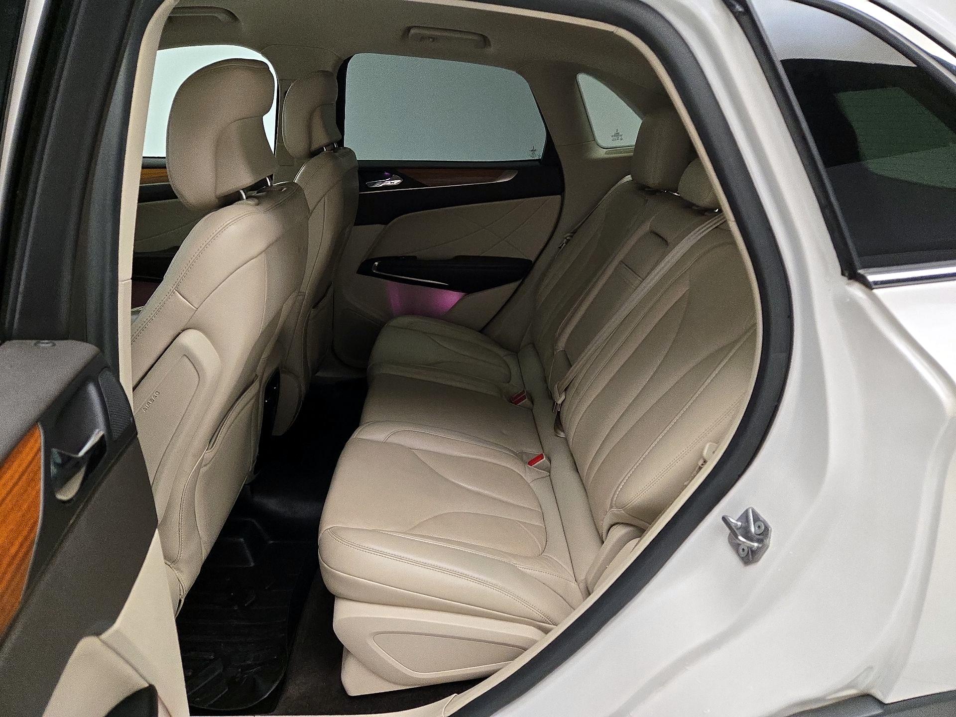 Thumbnail: 2018 Lincoln MKC - 20