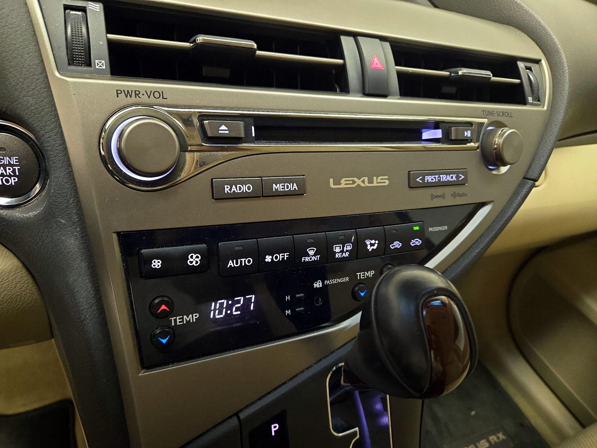 Thumbnail: 2015 Lexus RX - 16