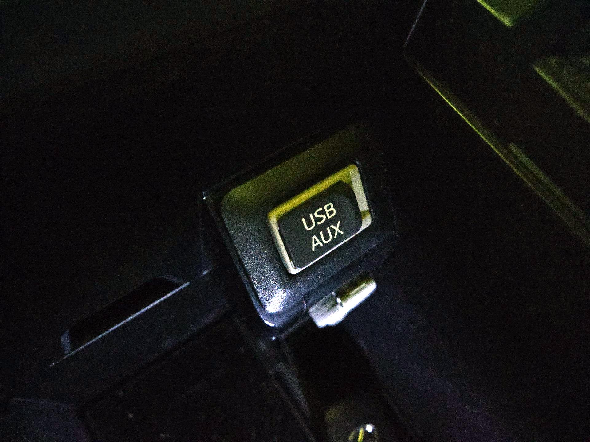 Thumbnail: 2015 Lexus RX - 18