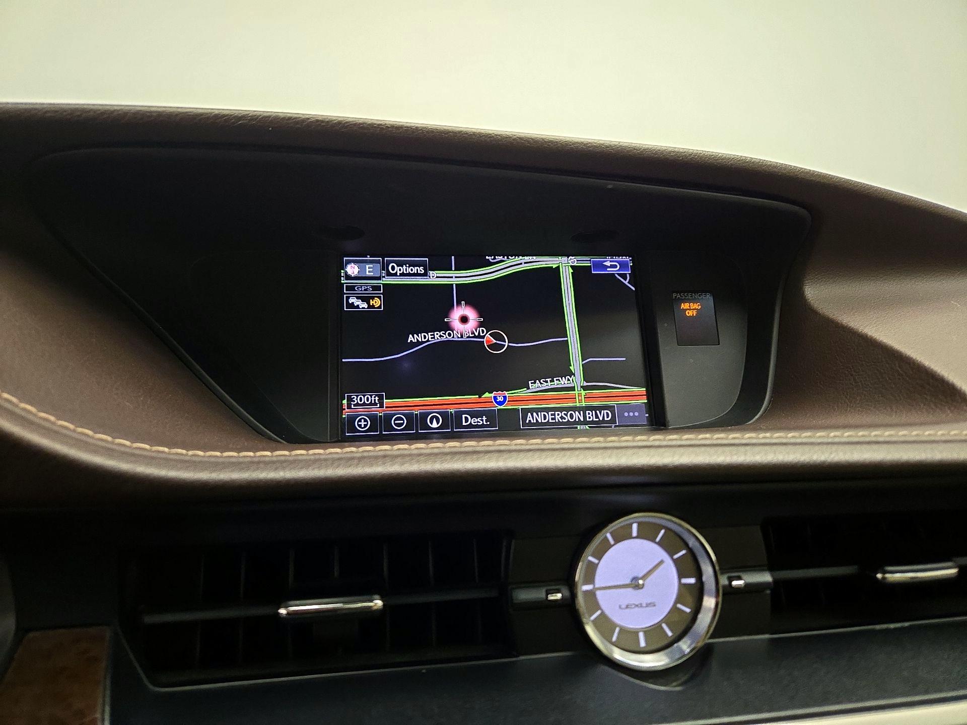 Thumbnail: 2016 Lexus ES - 14