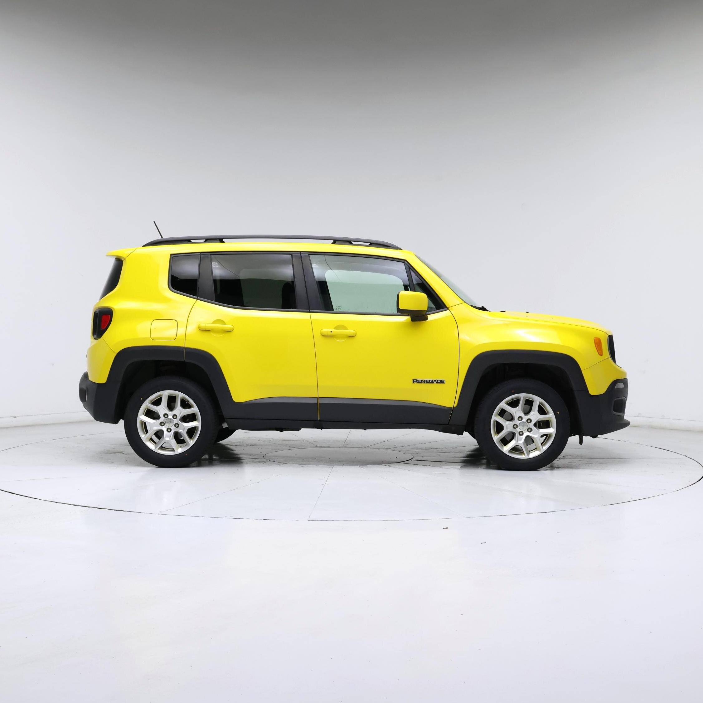 Thumbnail: 2016 Jeep Renegade - 7