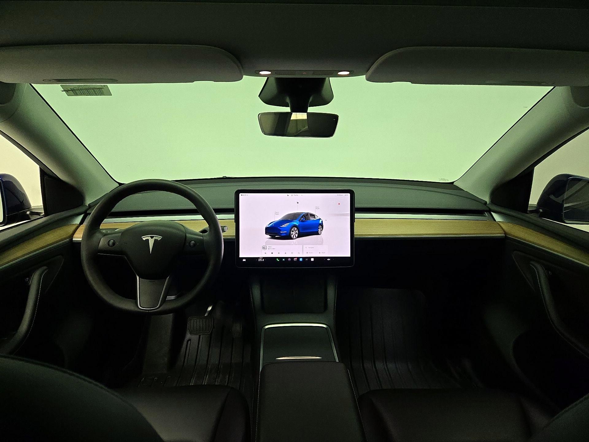 Thumbnail: 2023 Tesla Model Y - 9