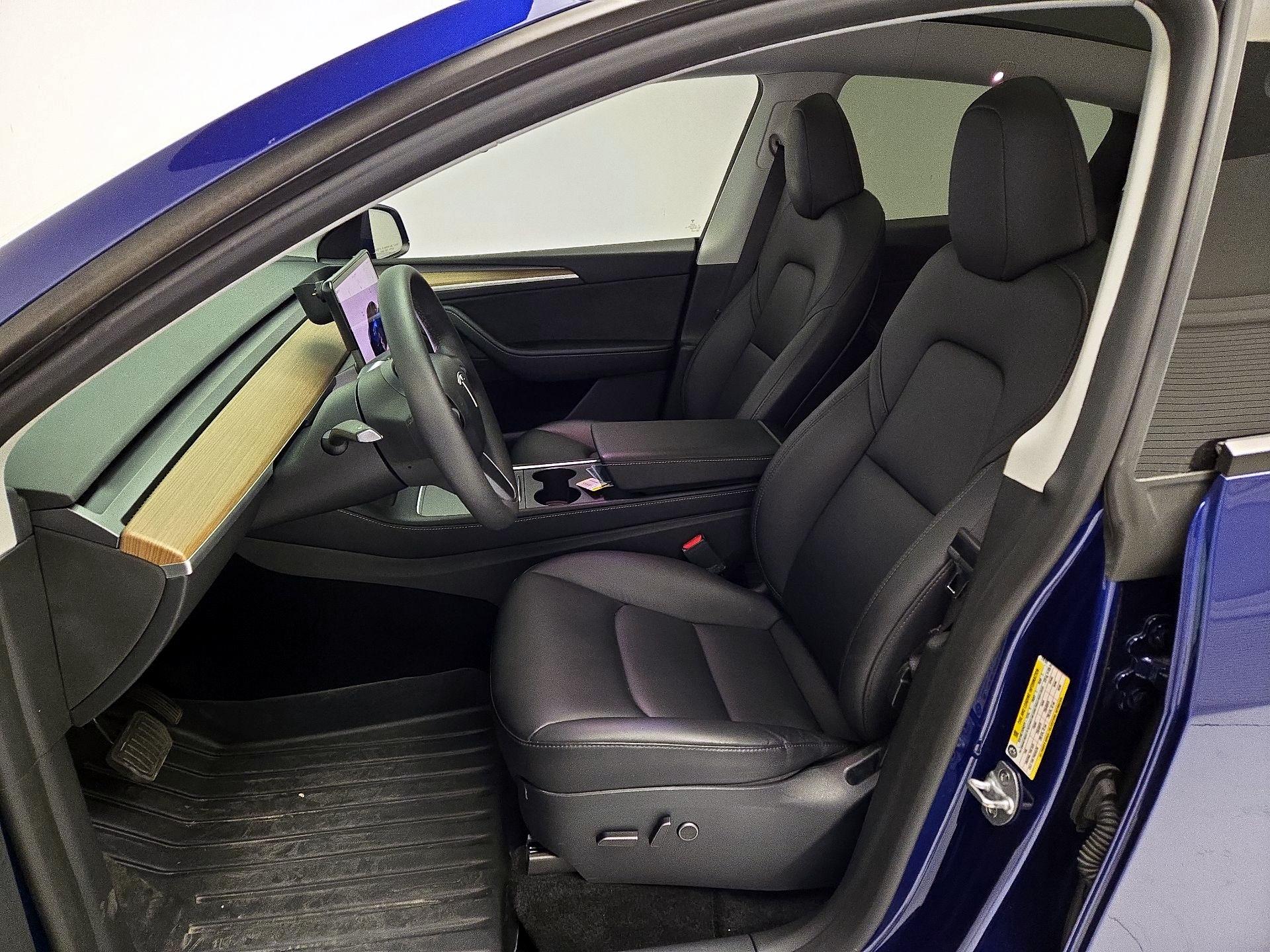 Thumbnail: 2023 Tesla Model Y - 11