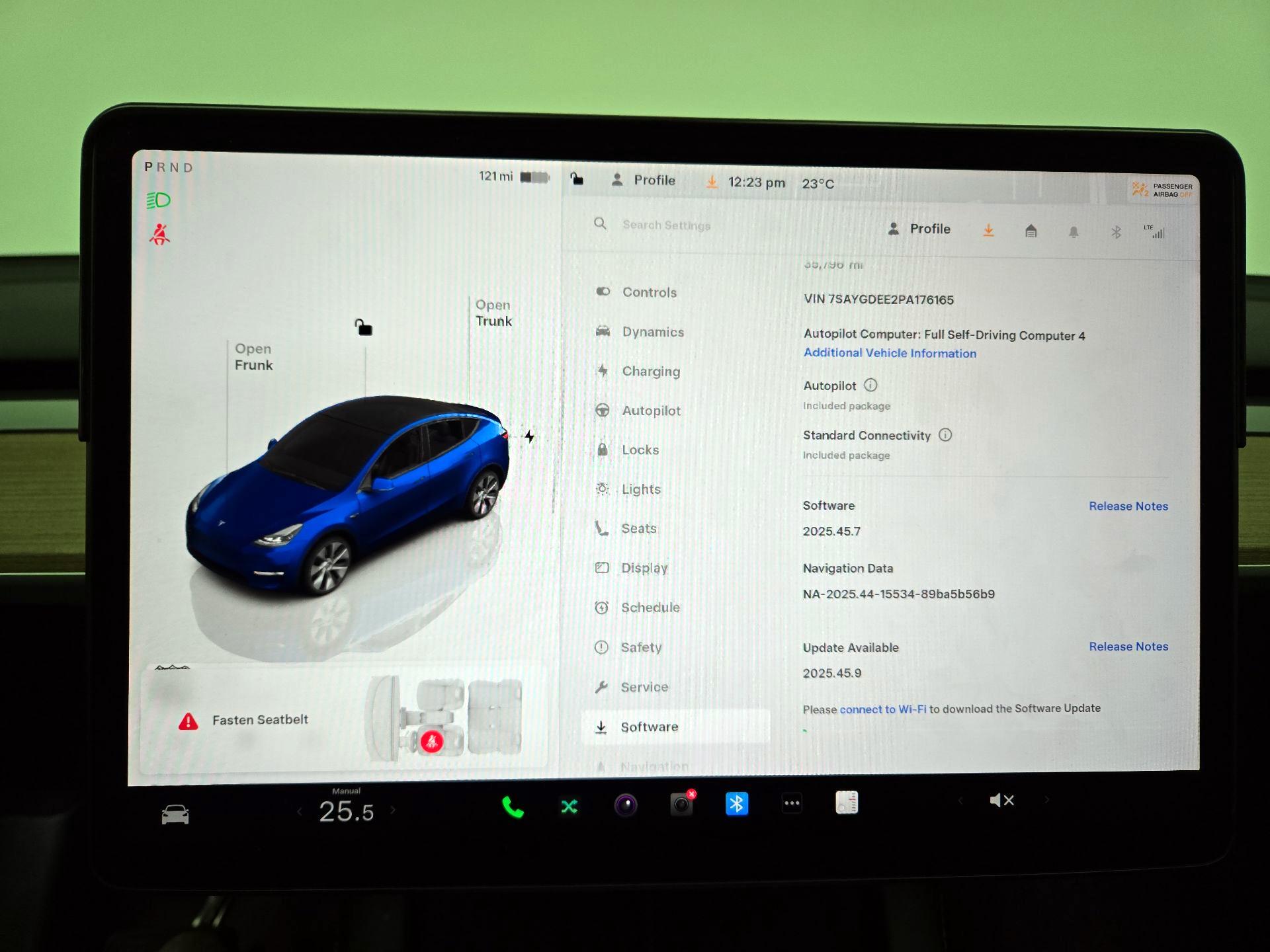 Thumbnail: 2023 Tesla Model Y - 13
