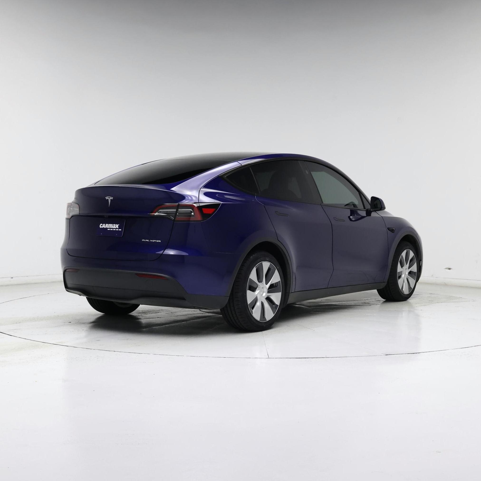 Thumbnail: 2023 Tesla Model Y - 8