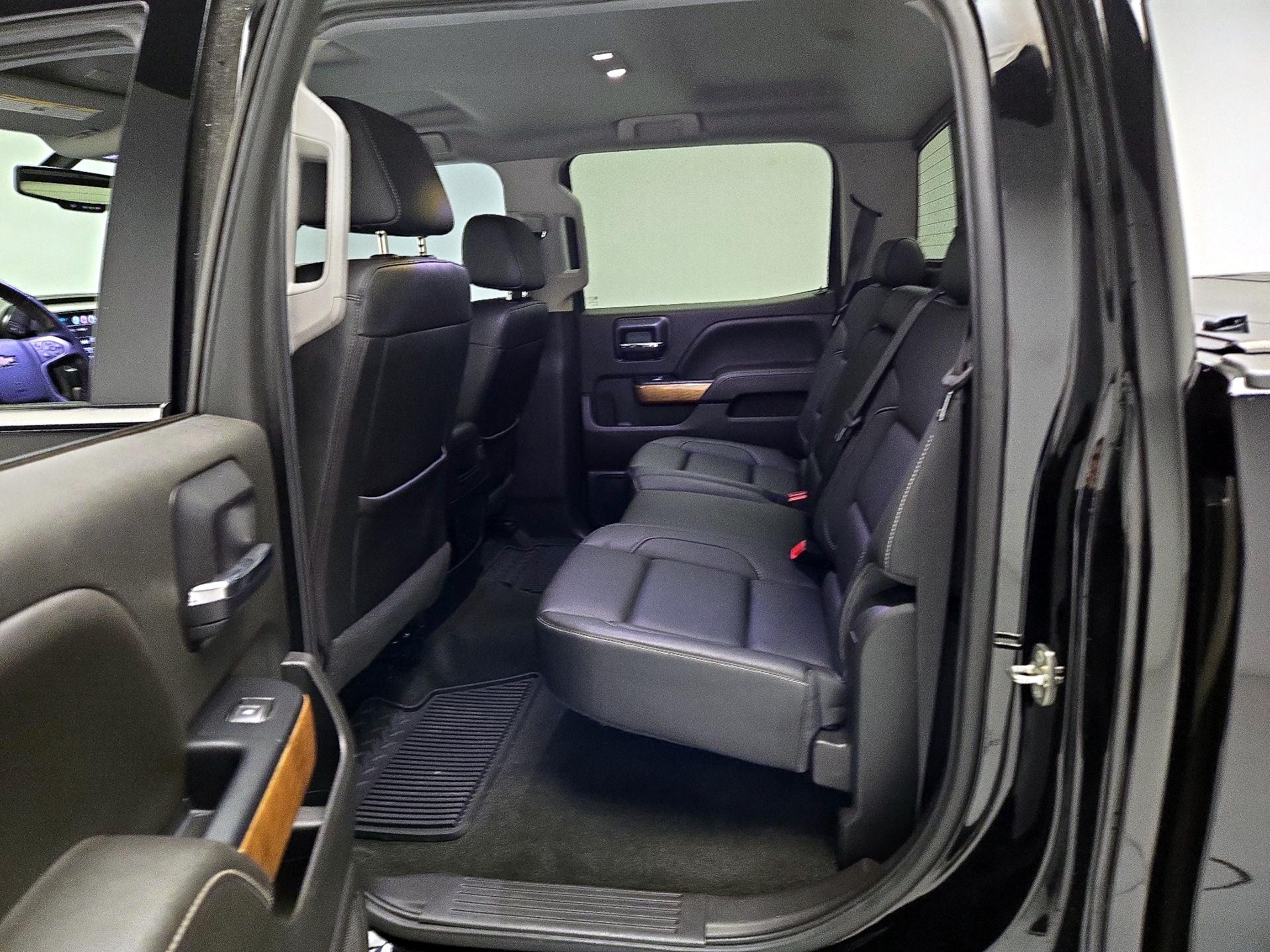 Thumbnail: 2018 Chevrolet Silverado 1500 - 19