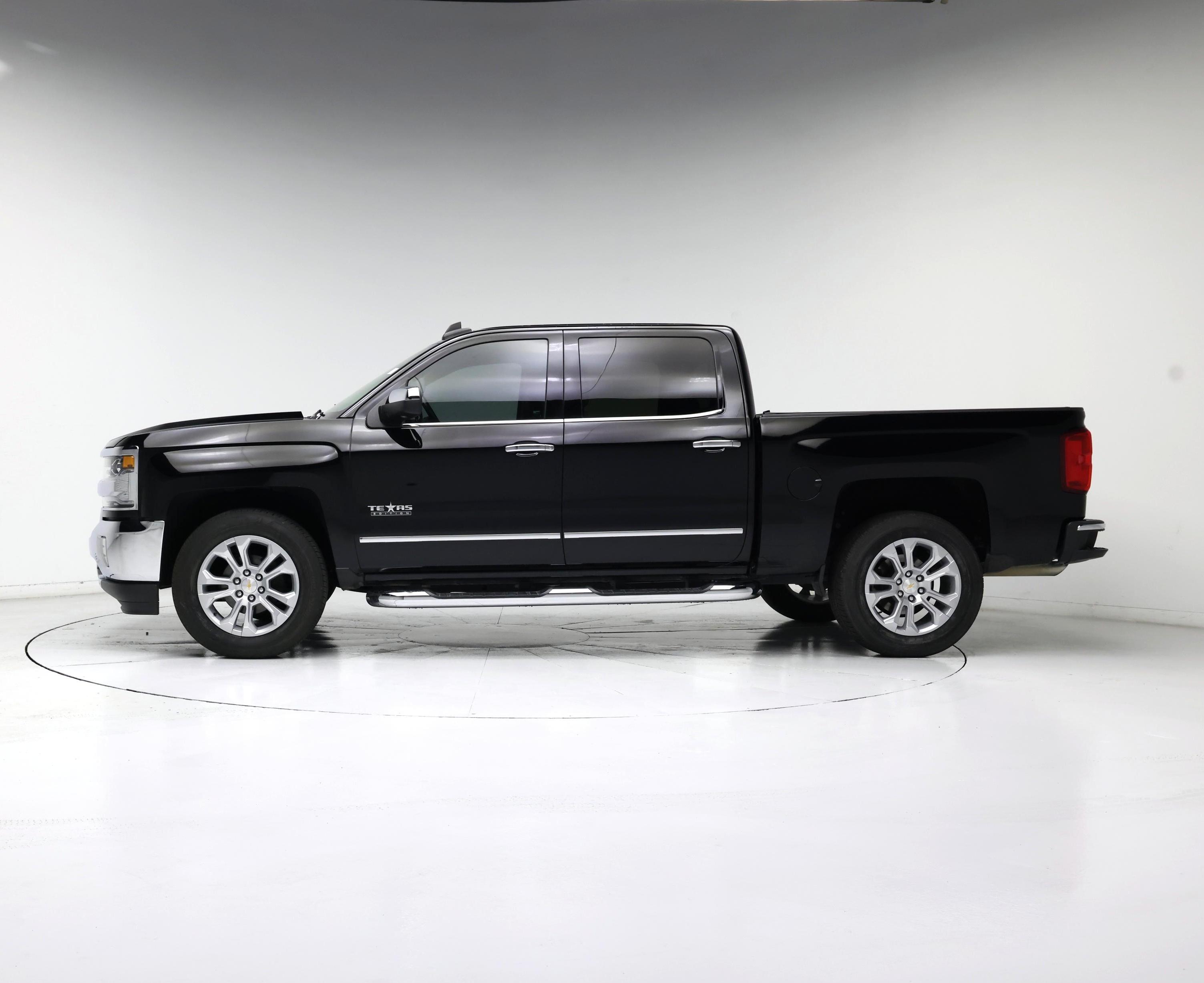 Thumbnail: 2018 Chevrolet Silverado 1500 - 3